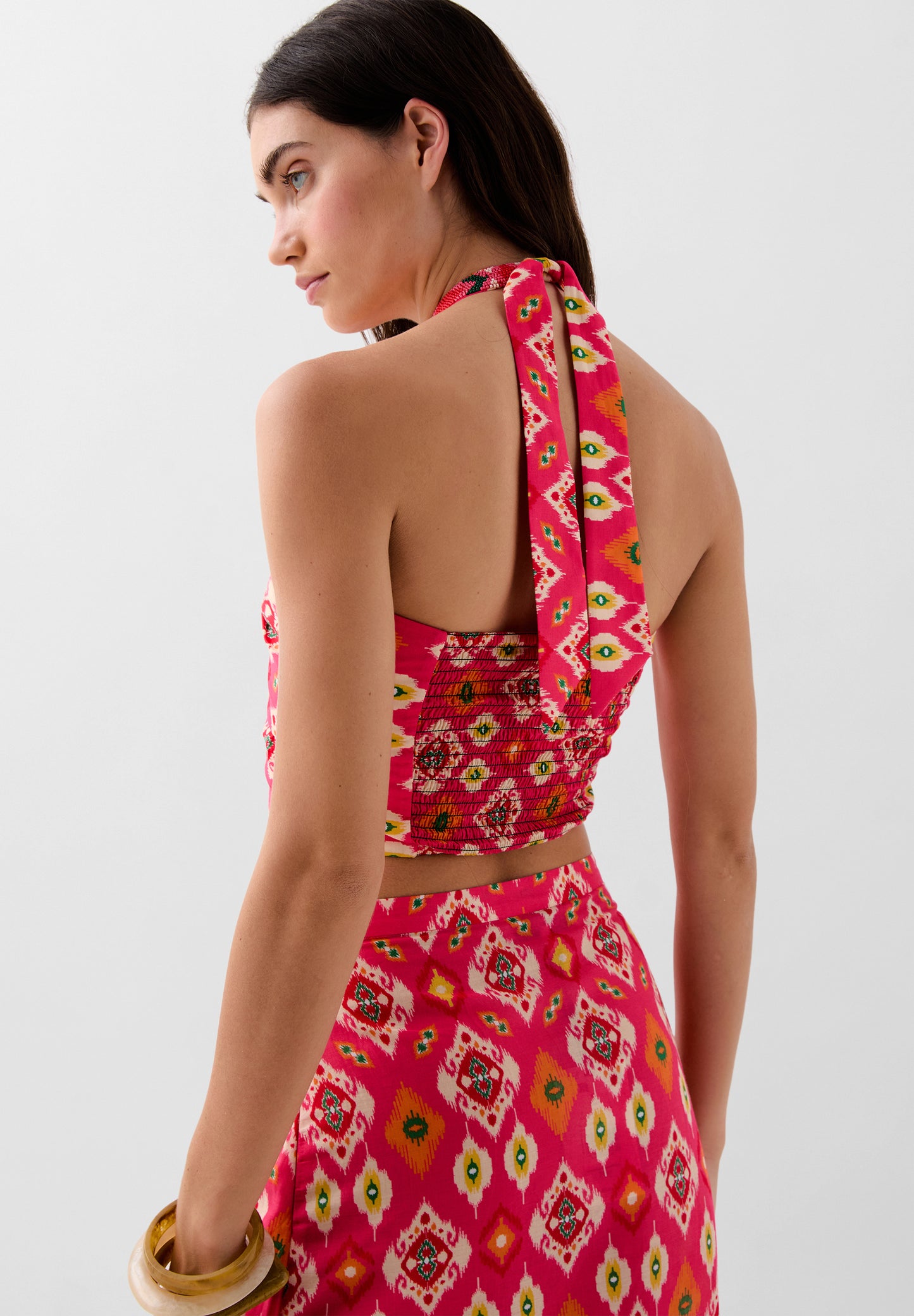 TOP ESTAMPADO ÉTNICO CUENTAS
