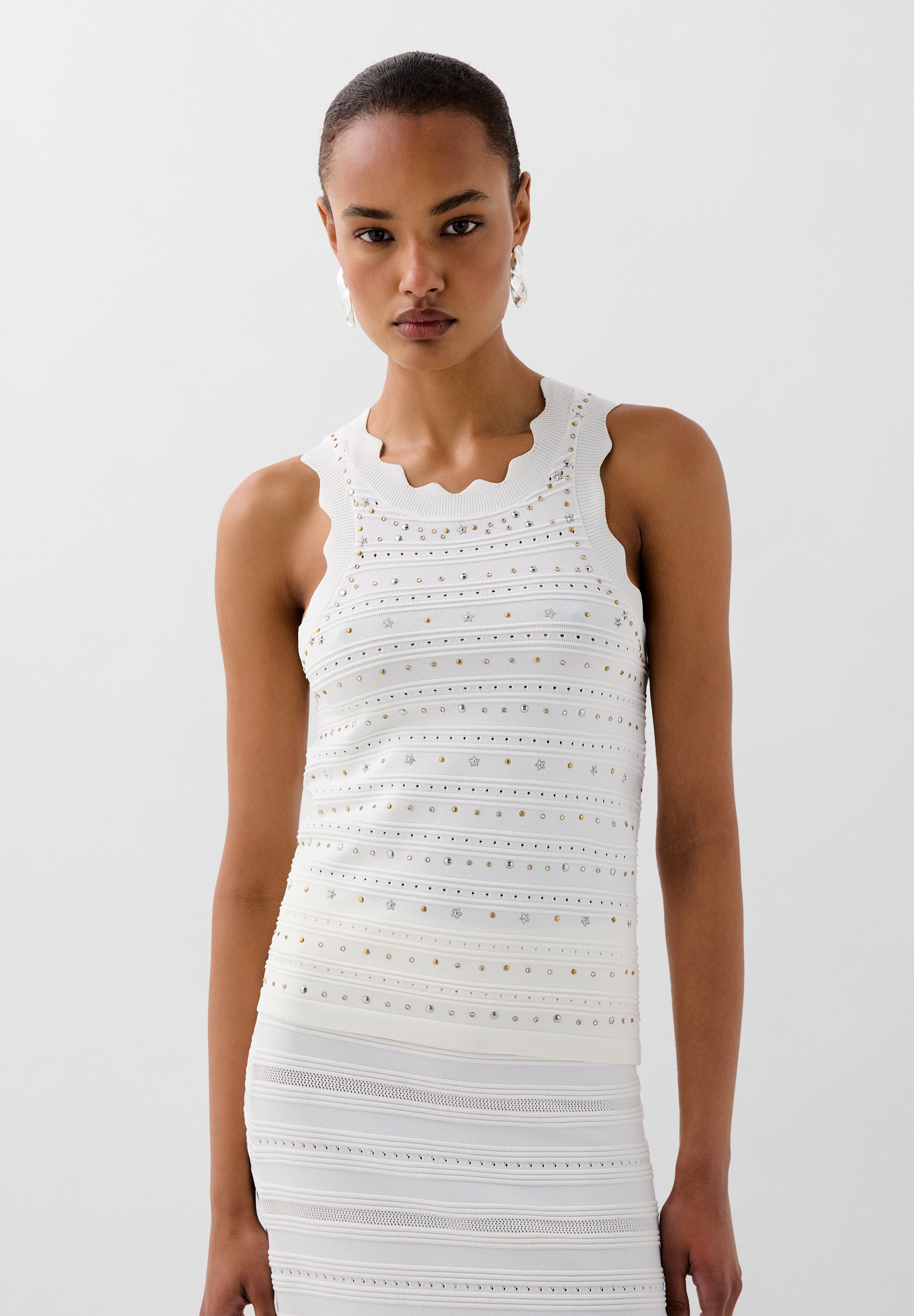 SCWHITE KNIT STUDS TOP