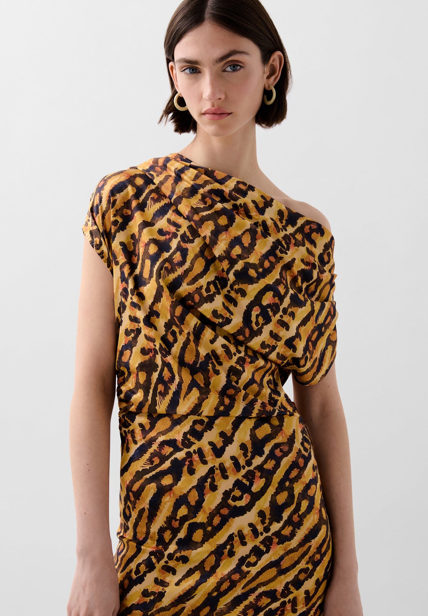 VESTIDO SATINADO ANIMAL PRINT