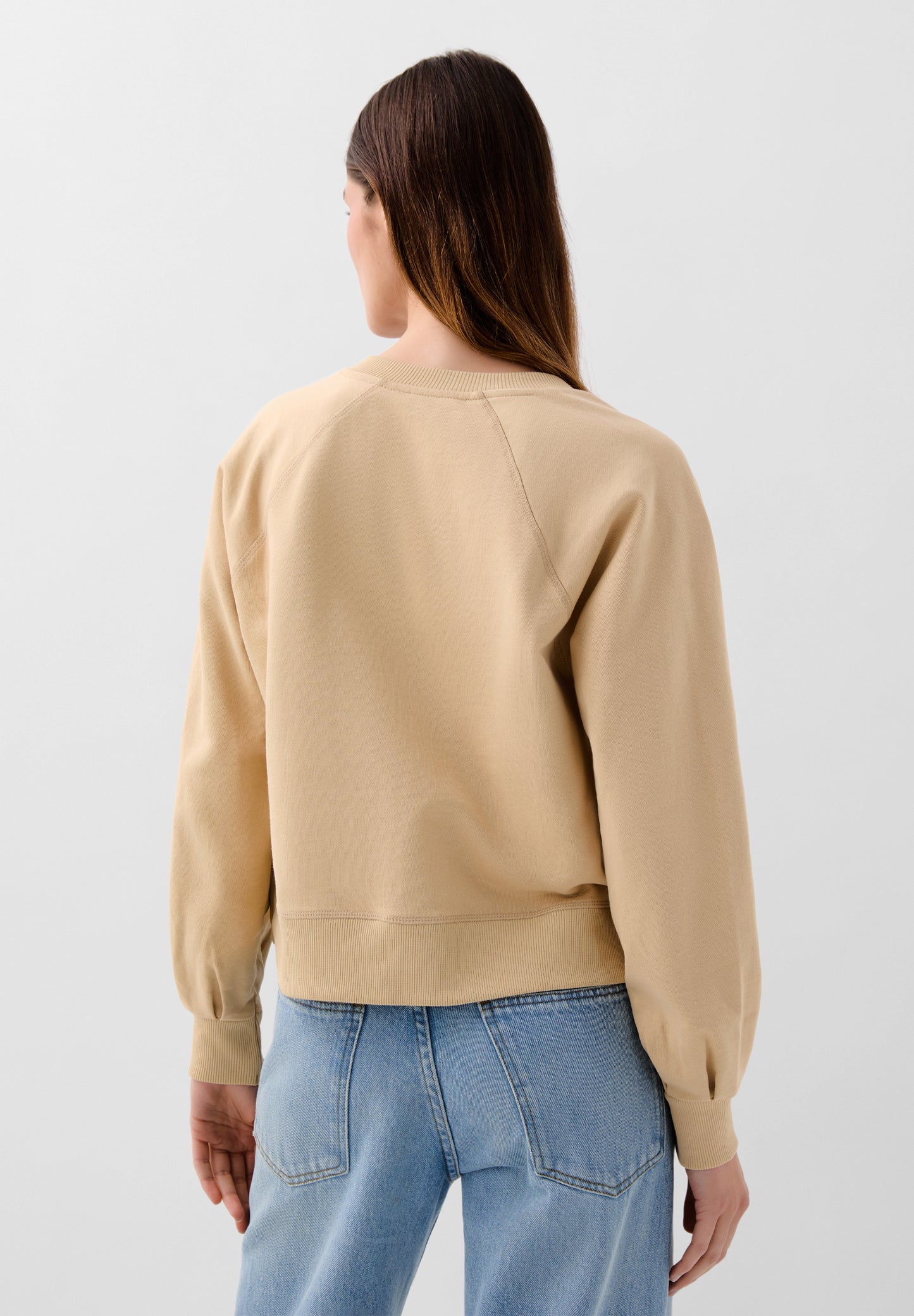 SUDADERA BÁSICA ESCOTE V