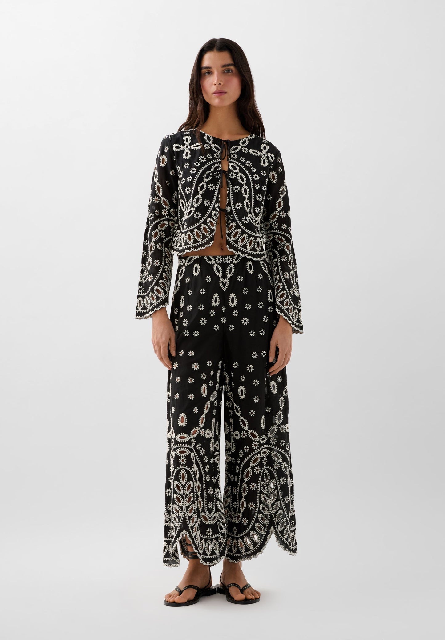 PANTALÓN BORDADO CULOTTE