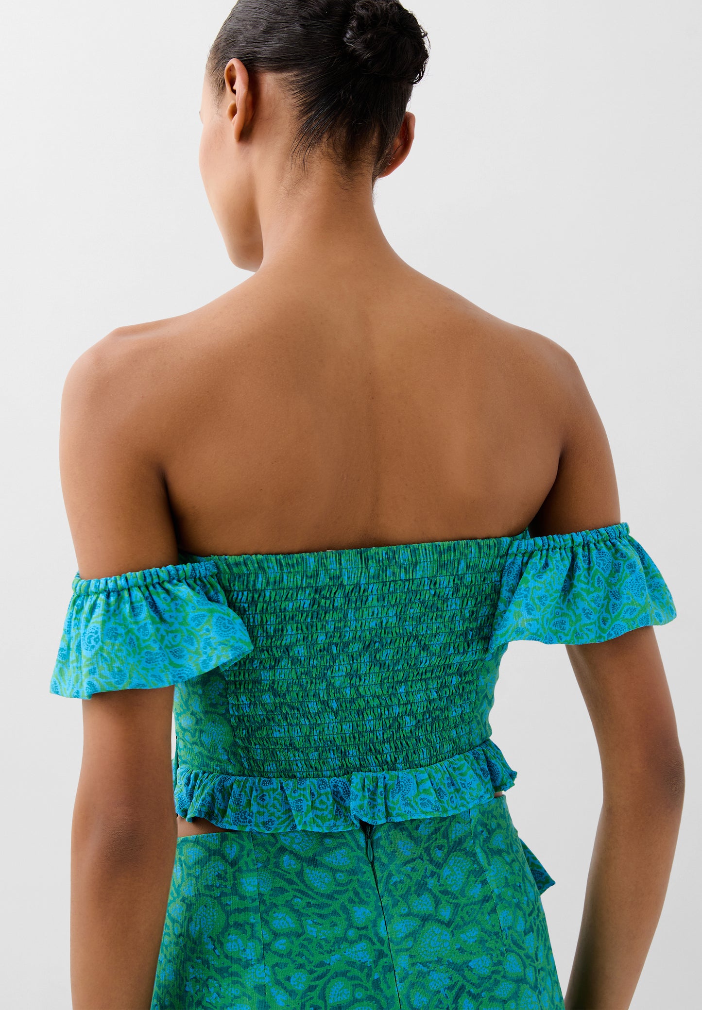 TOP CROPPED ESTAMPADO VOLANTE