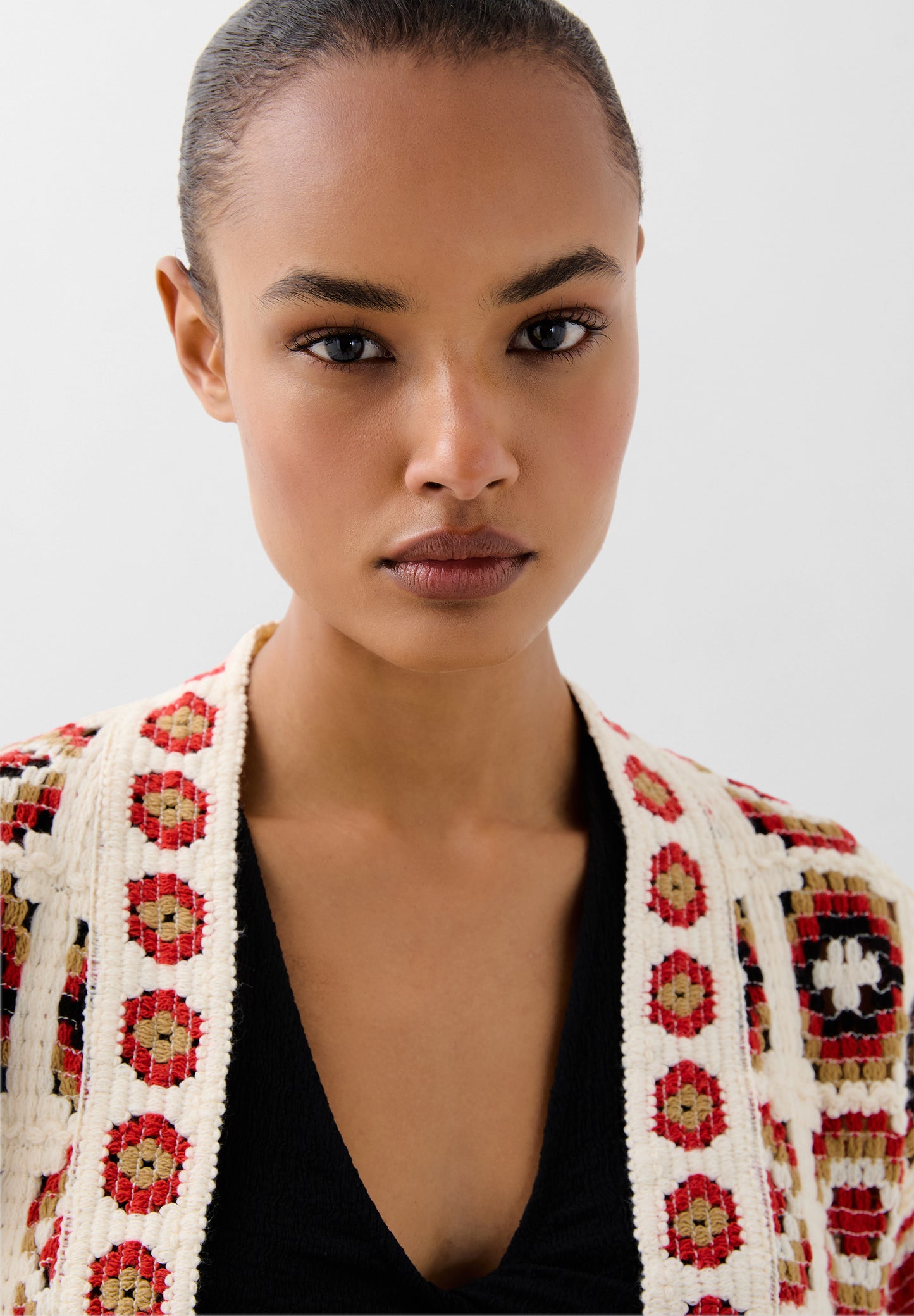 CARDIGAN CROCHET BORDADO