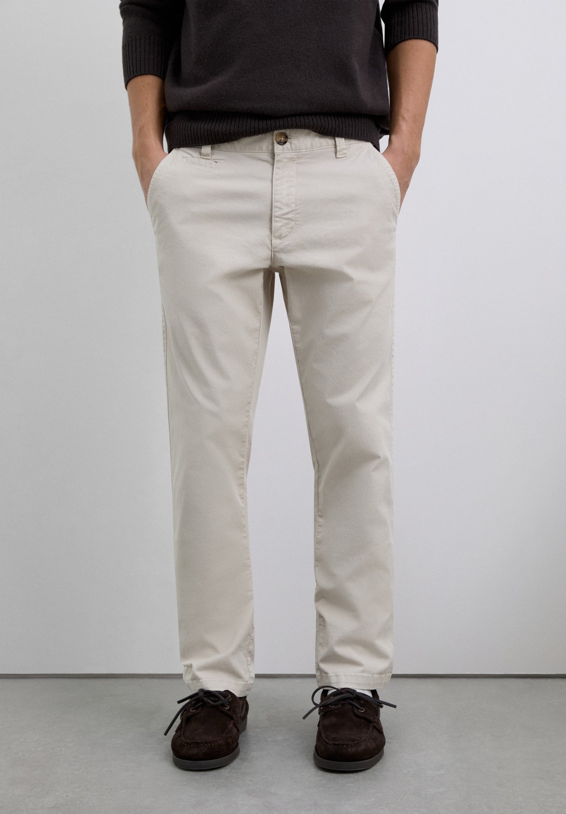 PANTALÓN CHINO CASUAL - Scalpers