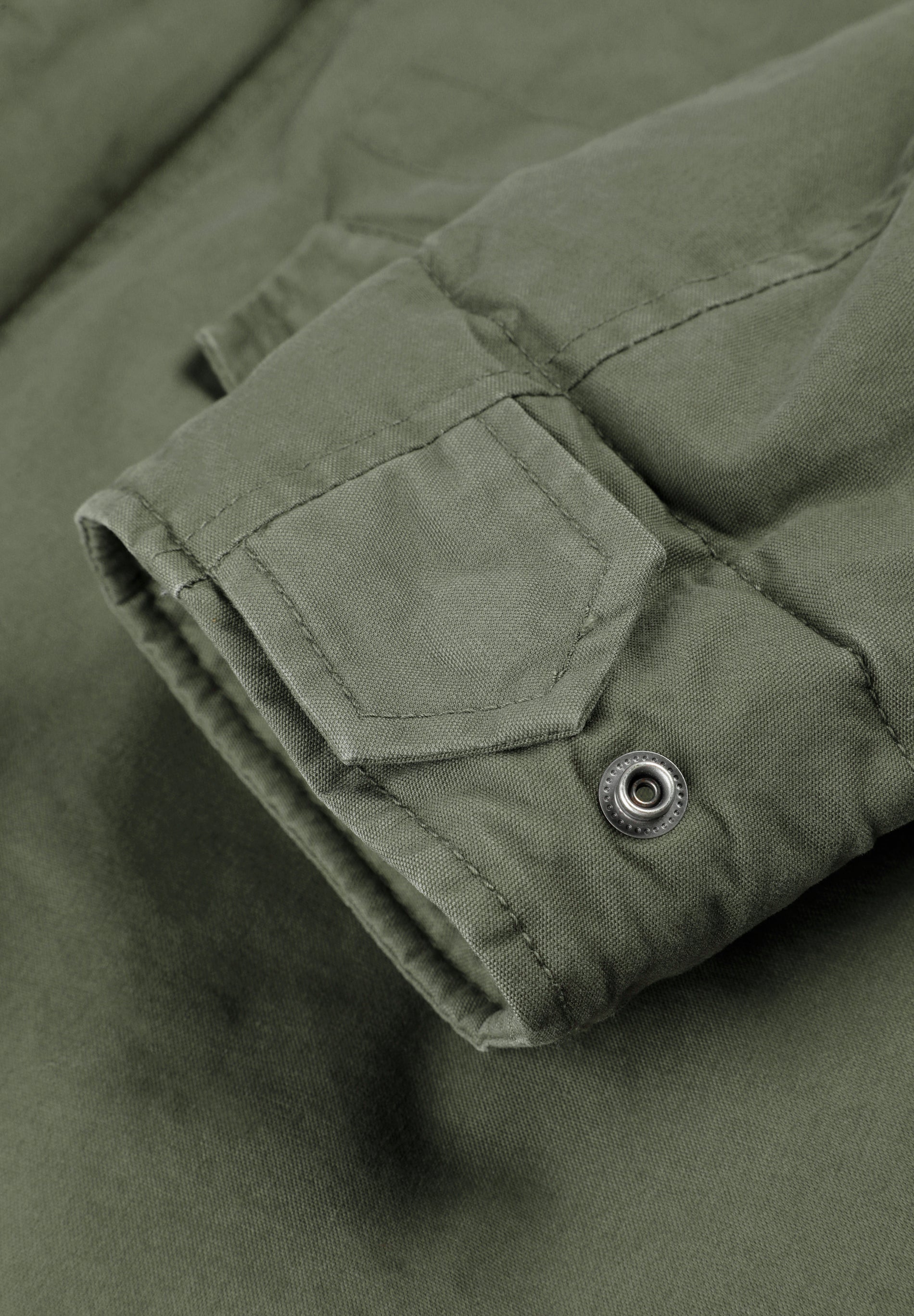 PARKA CAPUCHA MILITAR - Scalpers