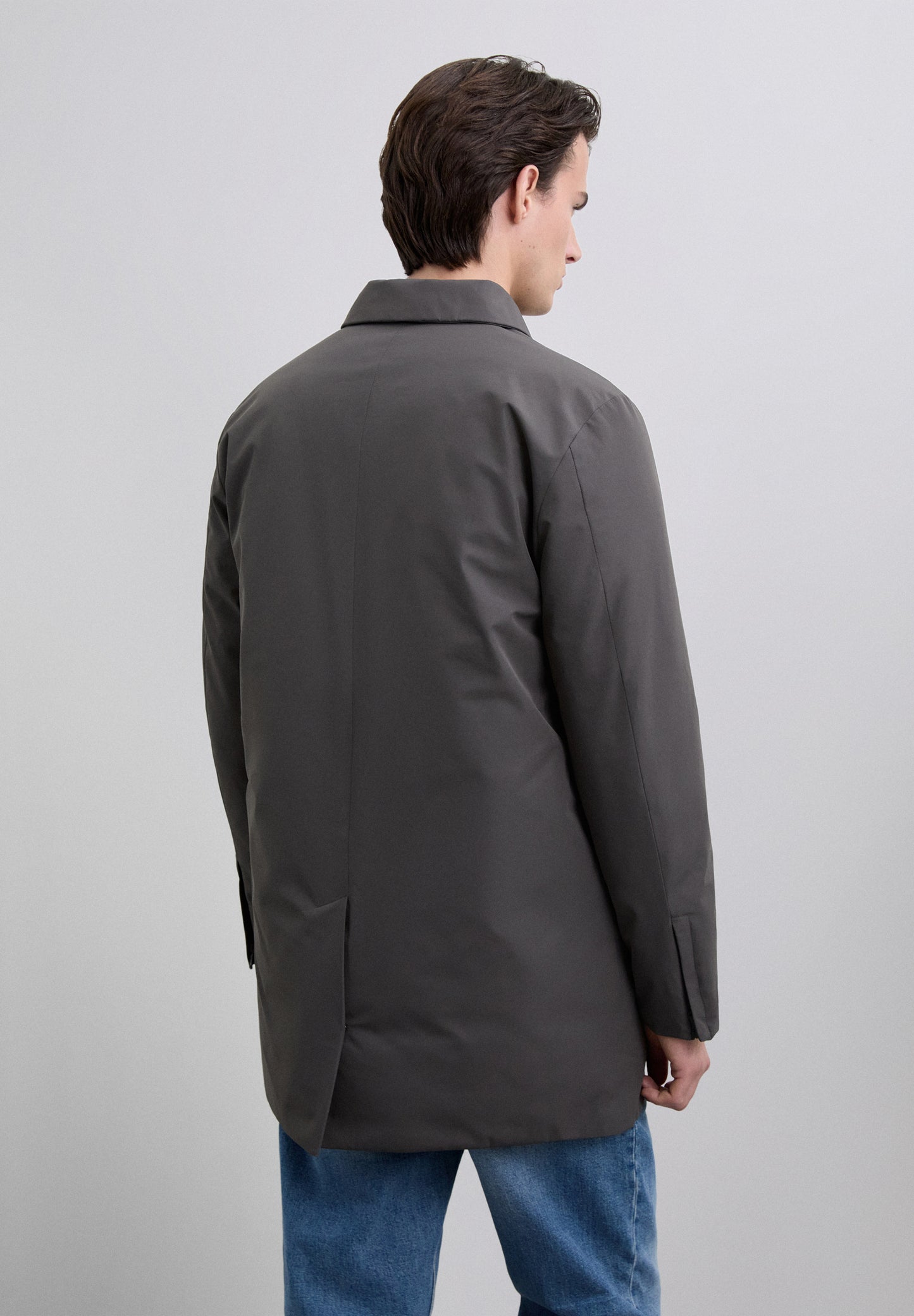 PARKA TÉCNICA BOLSILLOS CAPUCHA