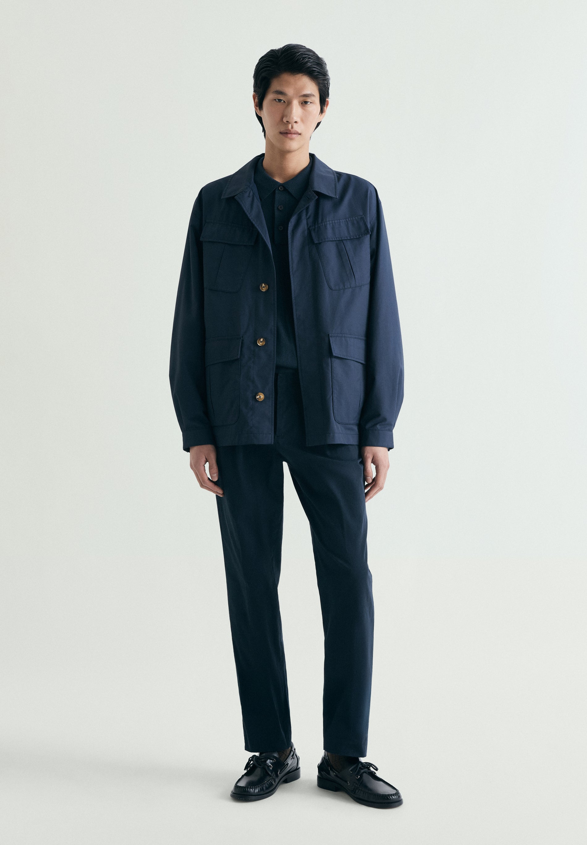 PANTALÓN CHINO PINZAS