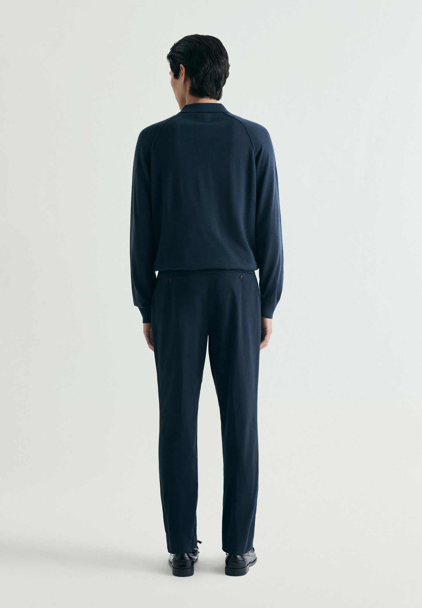 PANTALÓN CHINO PINZAS