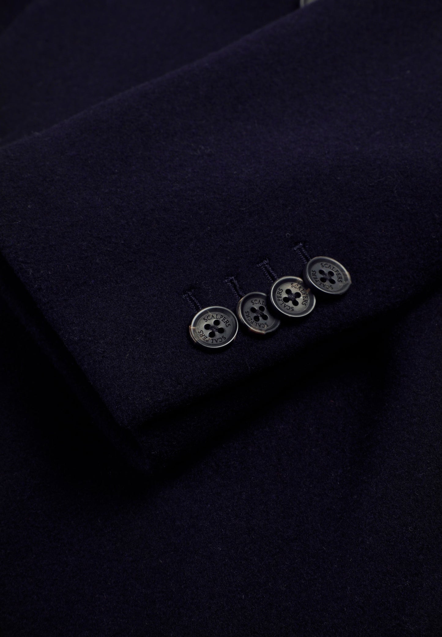 ABRIGO CRUZADO CON LANA