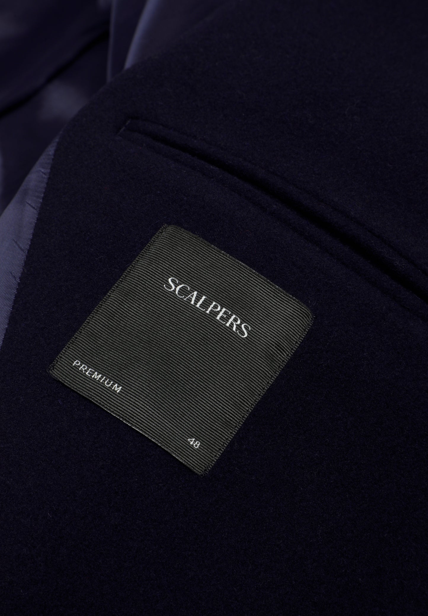 ABRIGO CRUZADO CON LANA