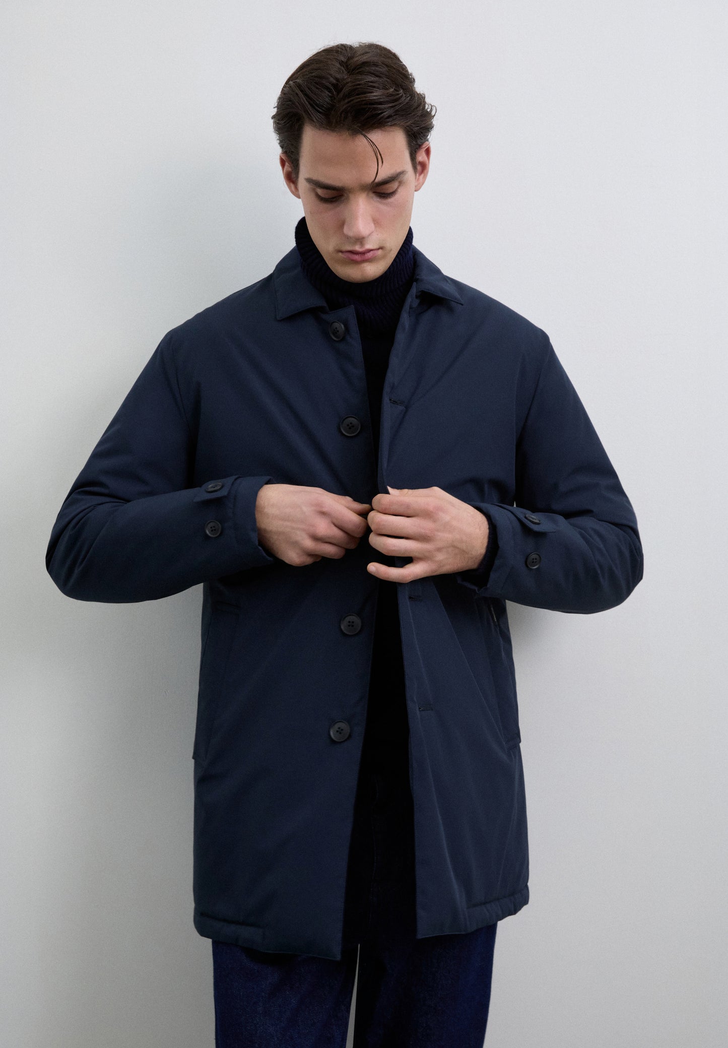 SCTRENCH COAT