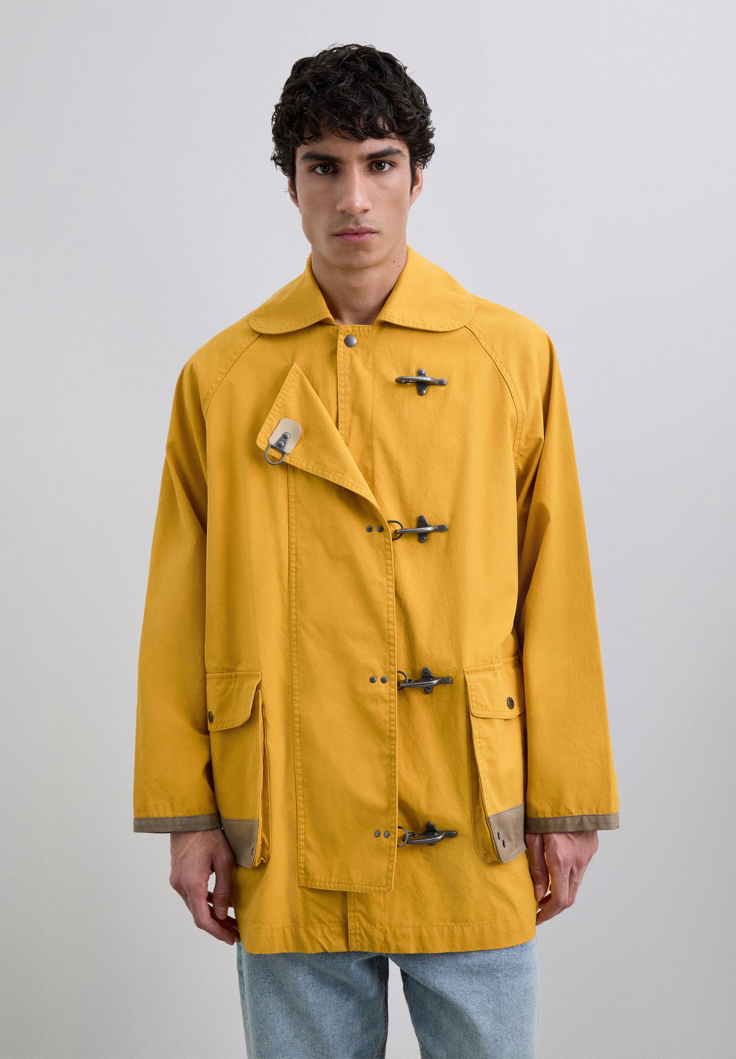 CHAQUETA OVERSIZE TOGGLES
