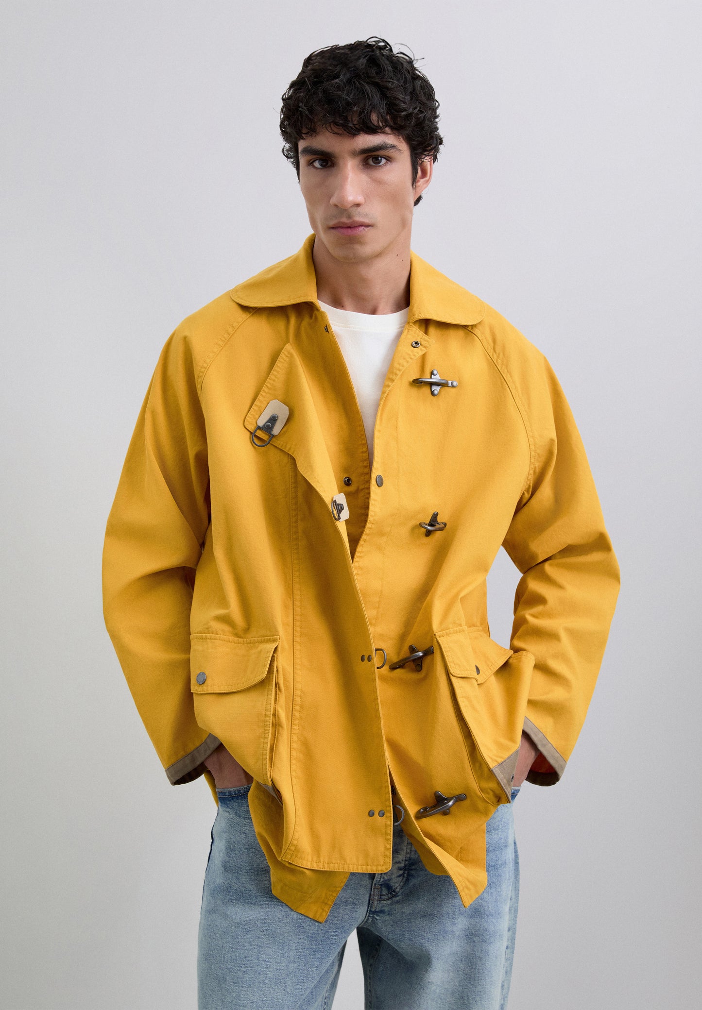 CHAQUETA OVERSIZE TOGGLES