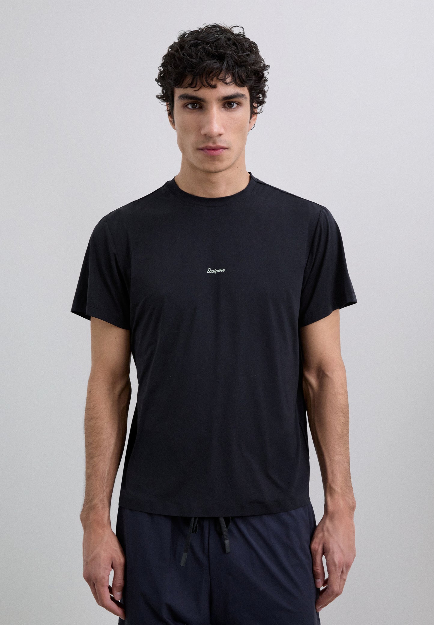CAMISETA TÉCNICA CONTRASTE ADN