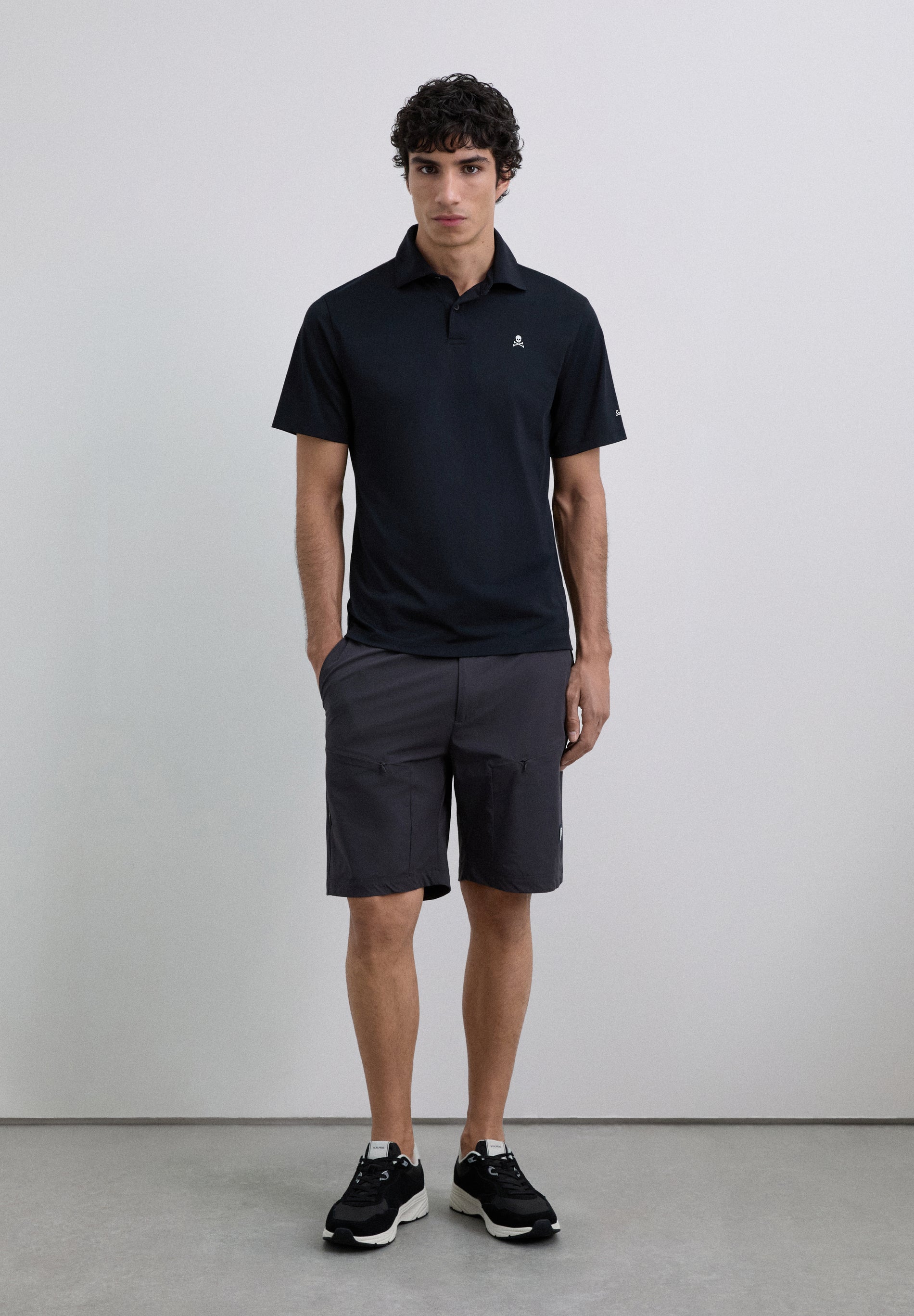 BERMUDAS LOGO CONTRASTE ADN