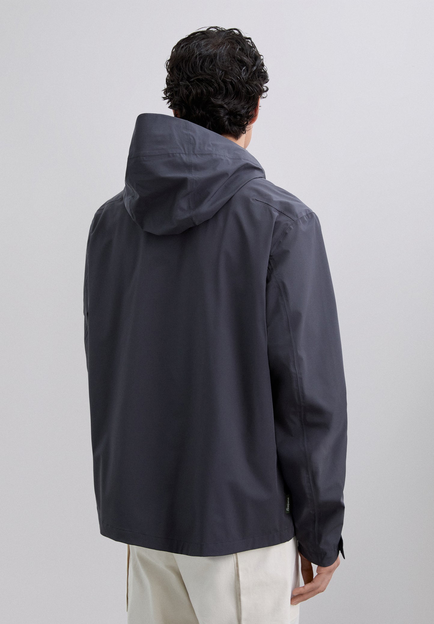 CHAQUETA IMPERMEABLE CAPUCHA ADN