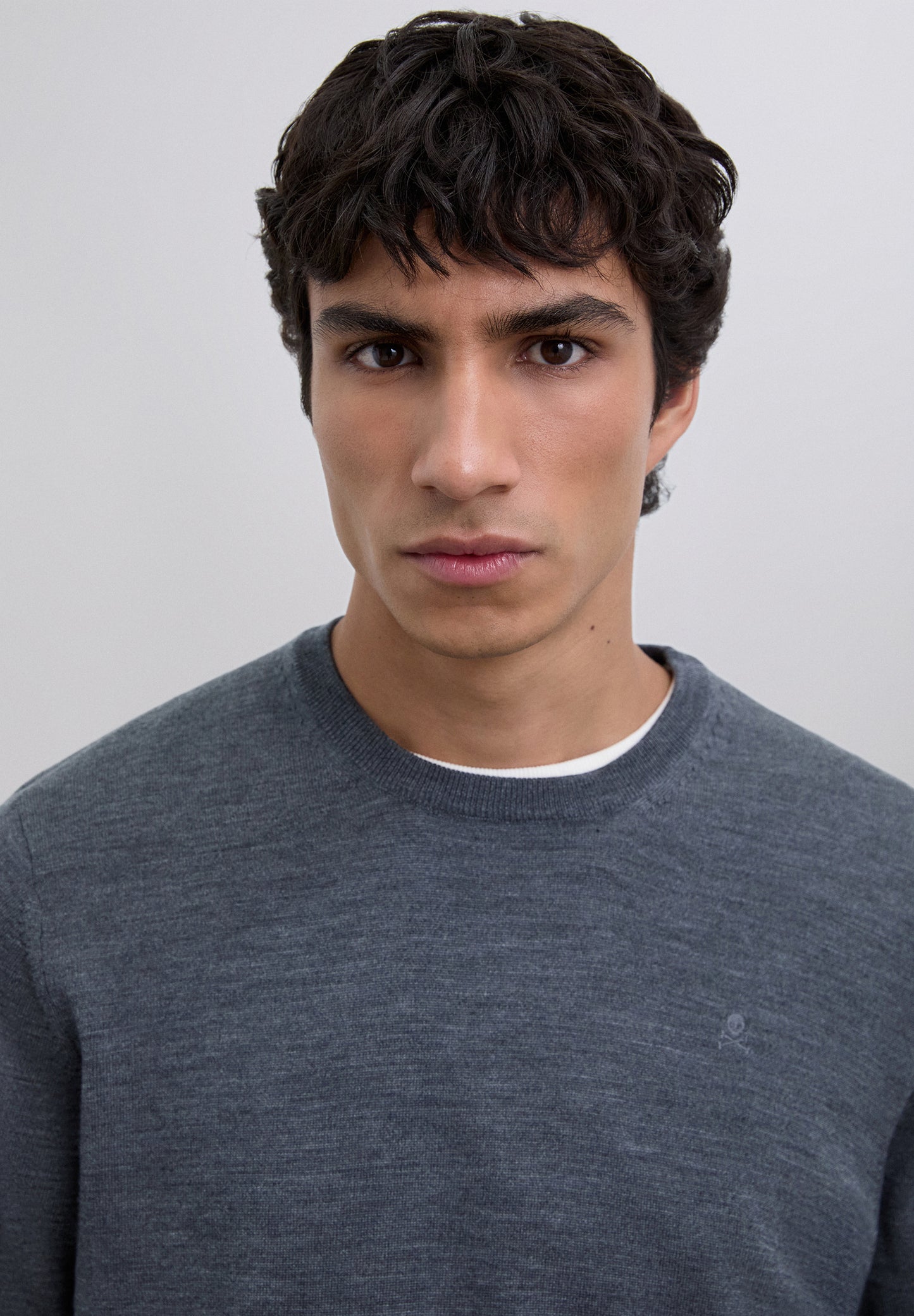 JERSEY BORDADO LANA MERINO