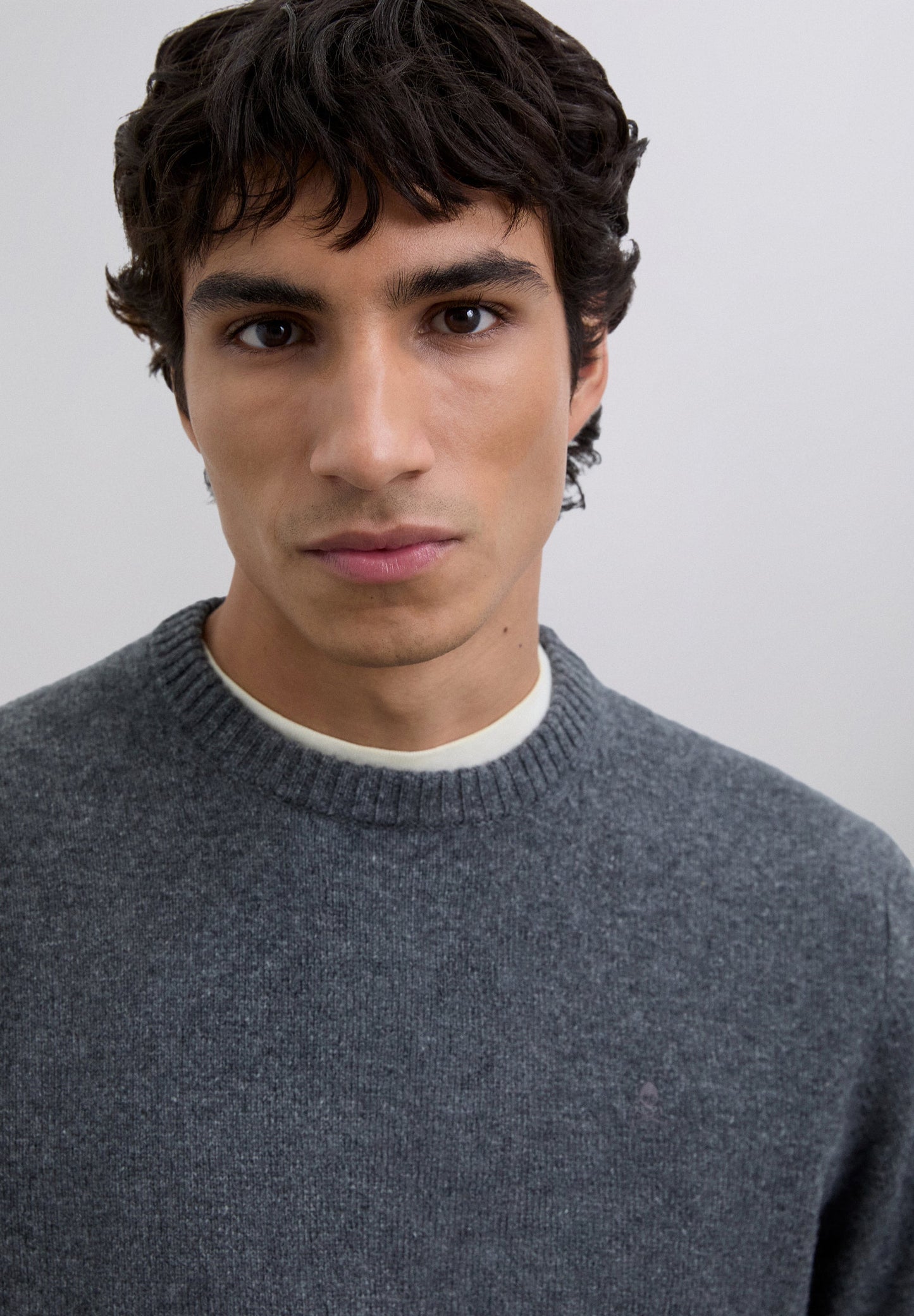 JERSEY CUELLO REDONDO MEZCLA LANA