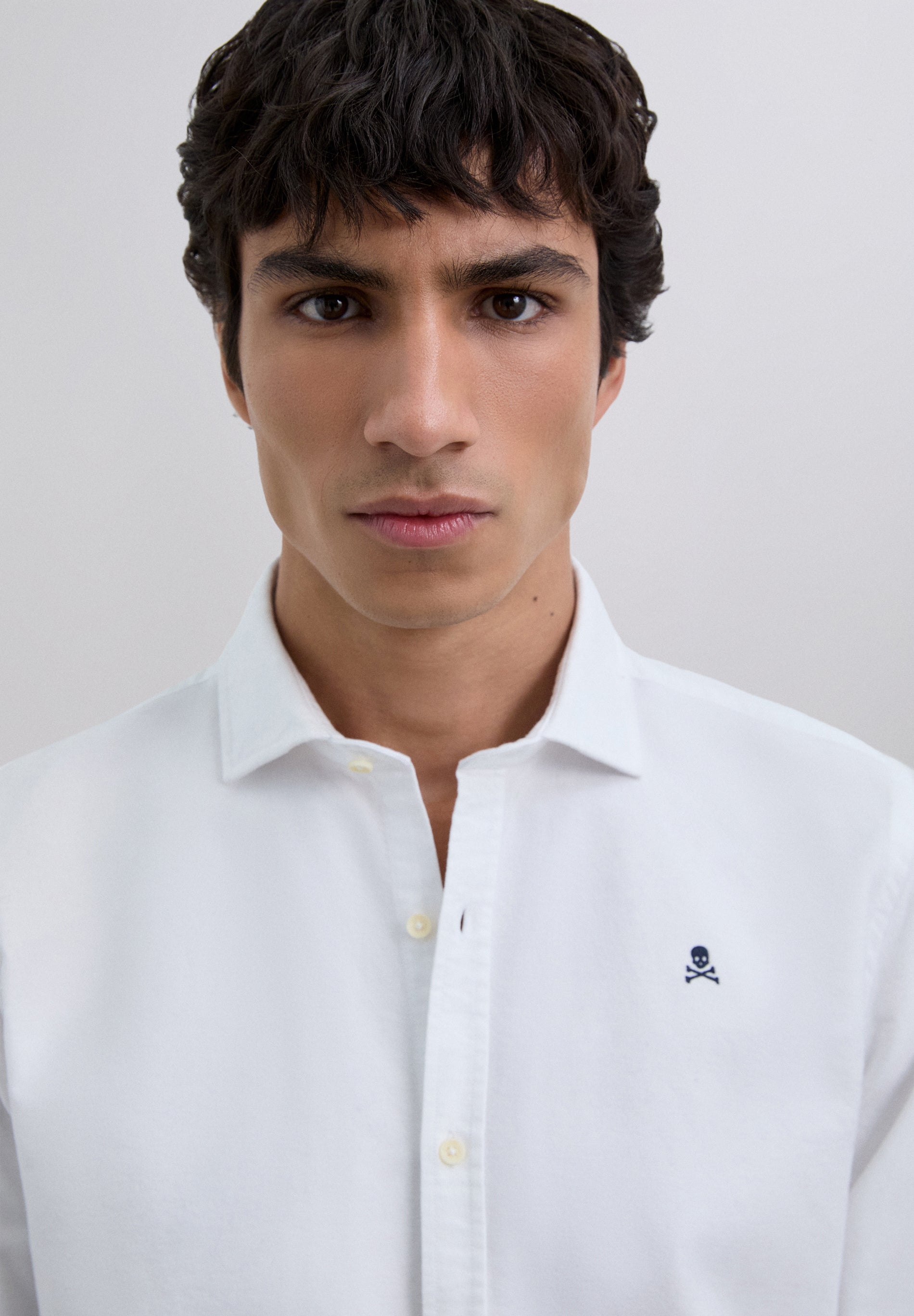 CAMISA OXFORD CALAVERA