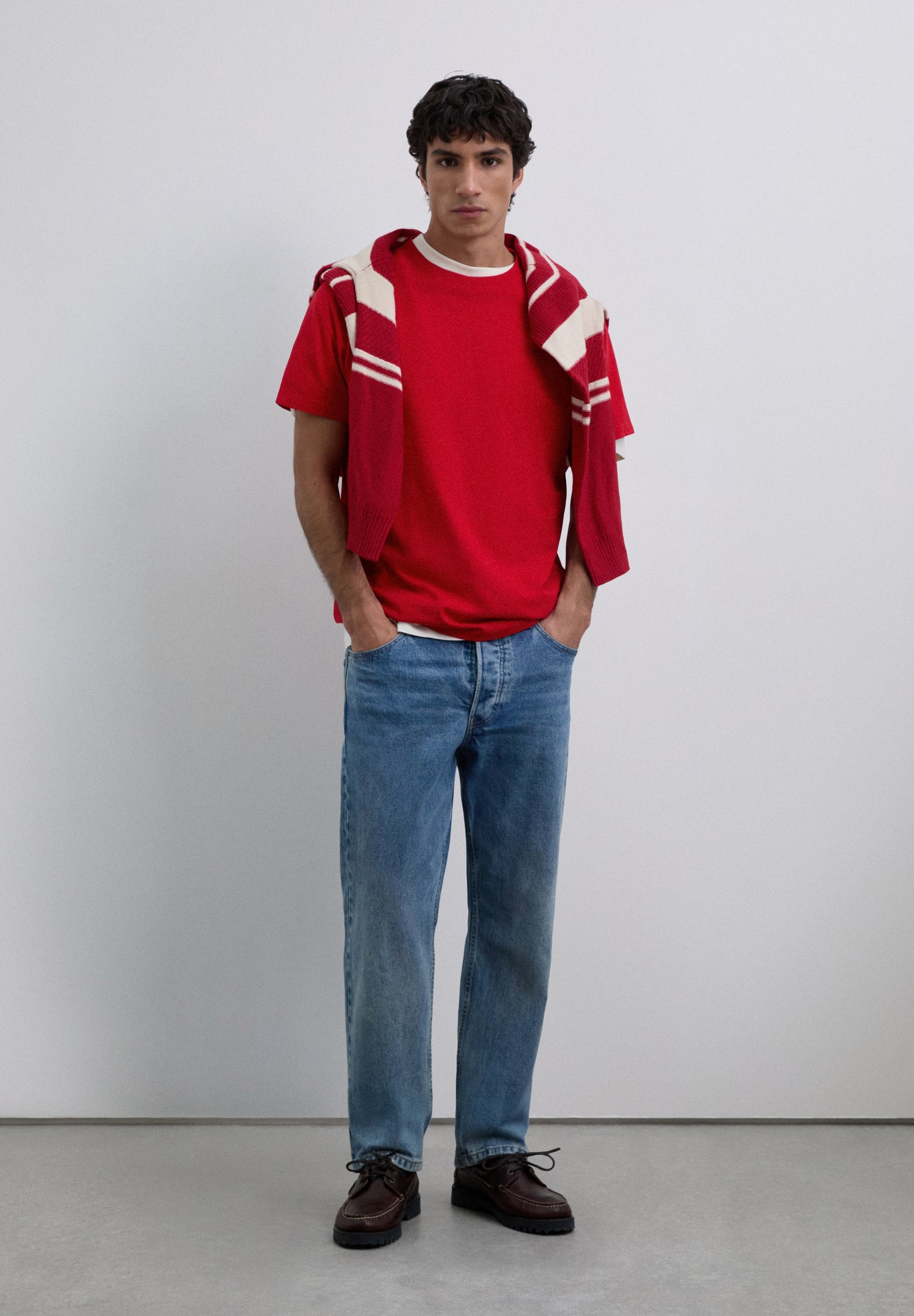 CAMISETA CALAVERA BORDADA