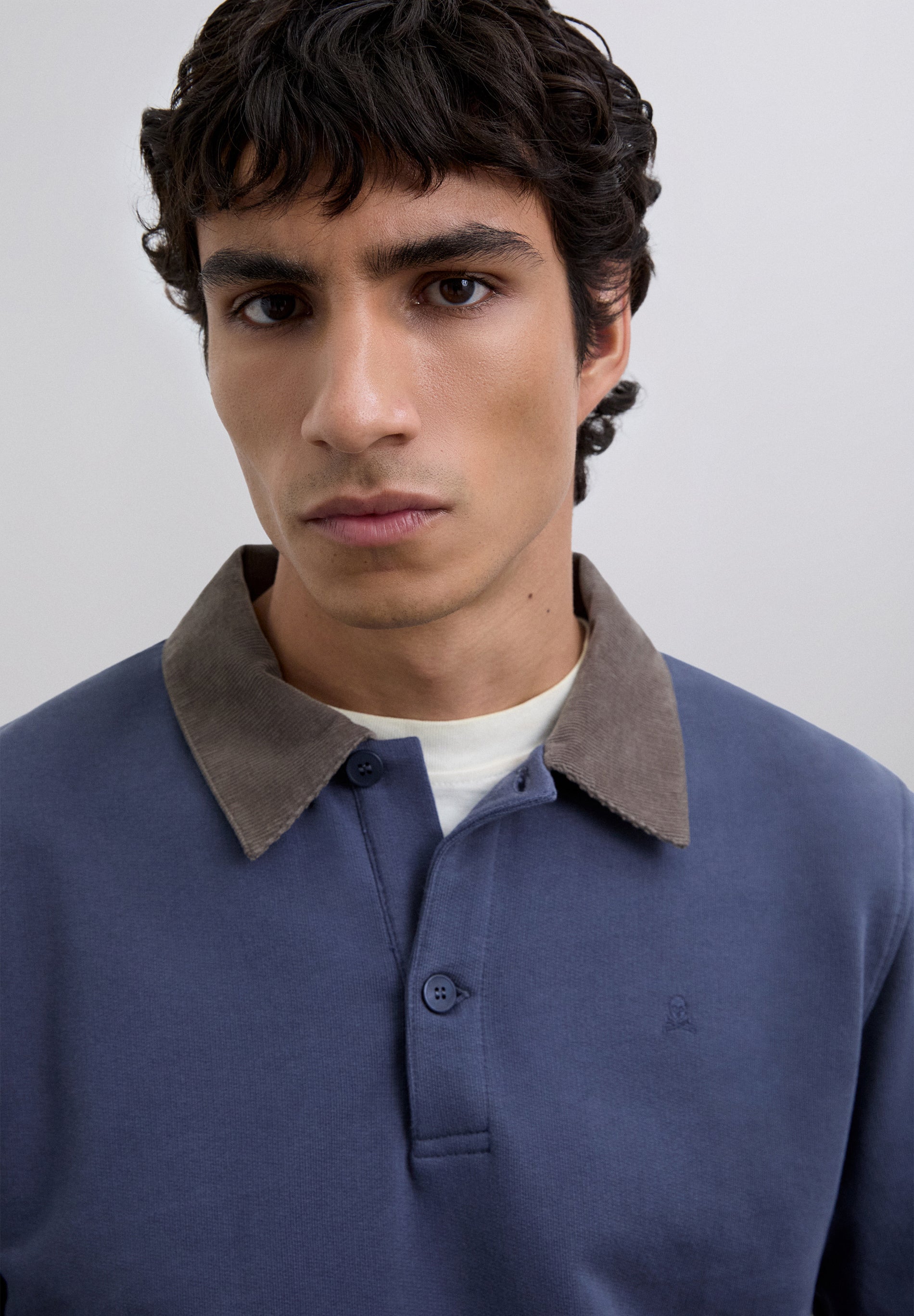 POLO BORDADO CUELLO PANA