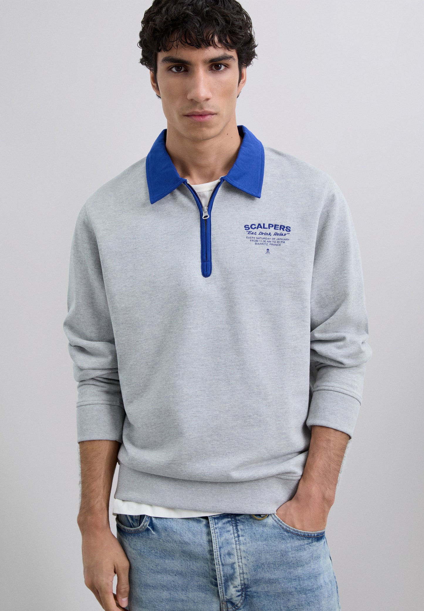 SUDADERA CREMALLERA BORDADOS