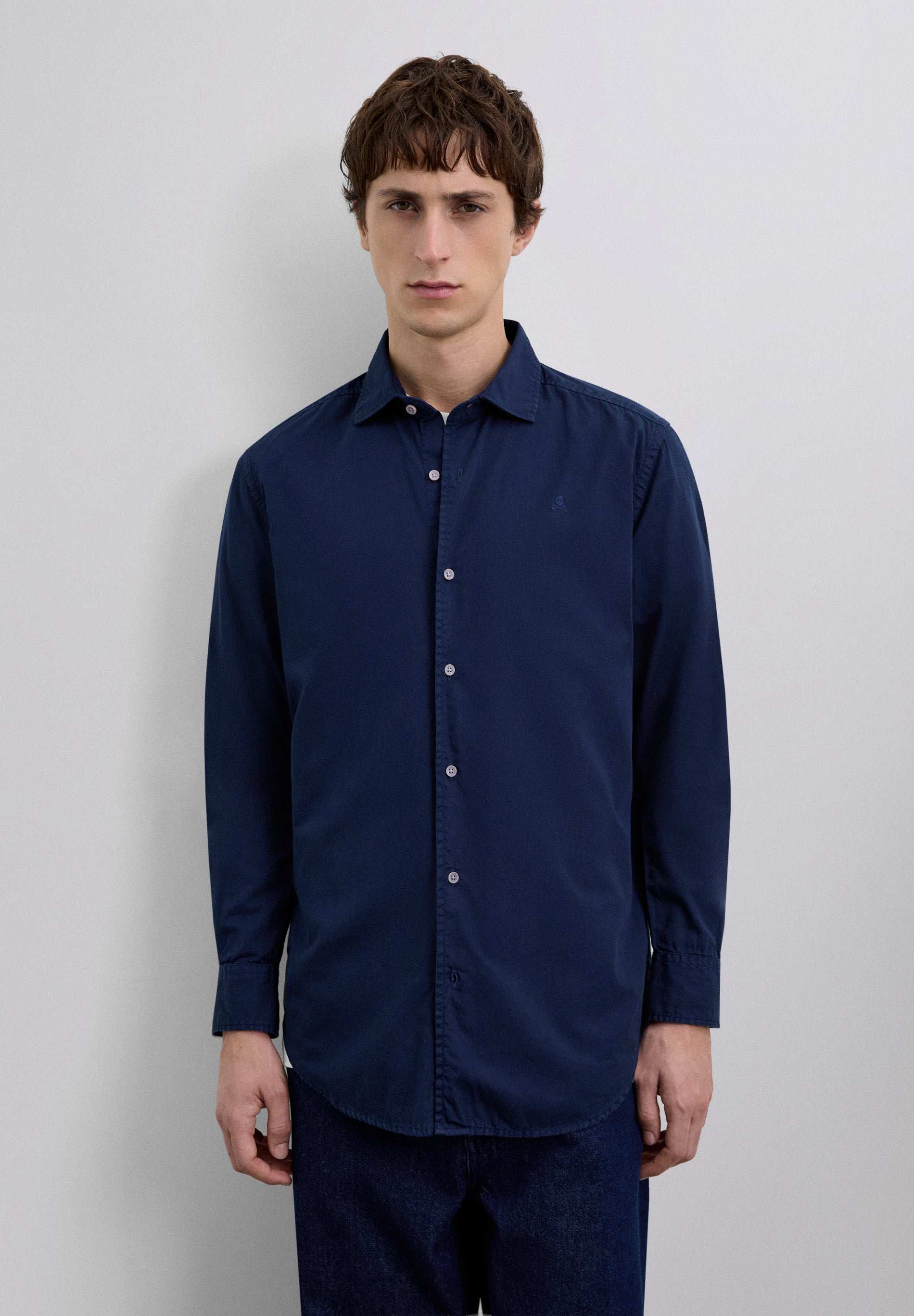 CAMISA CALAVERA BORDADA - Scalpers