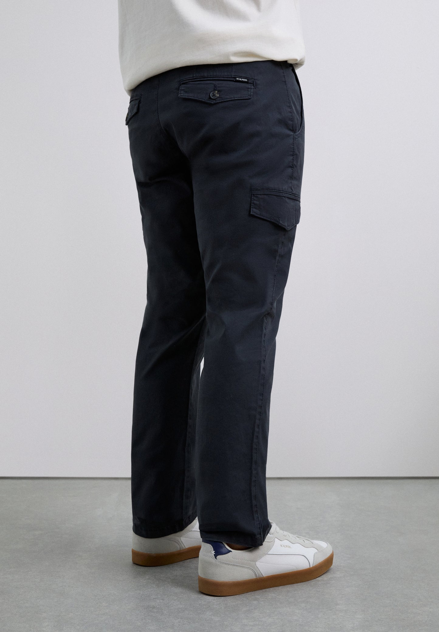 PANTALÓN CARGO SLIM FIT