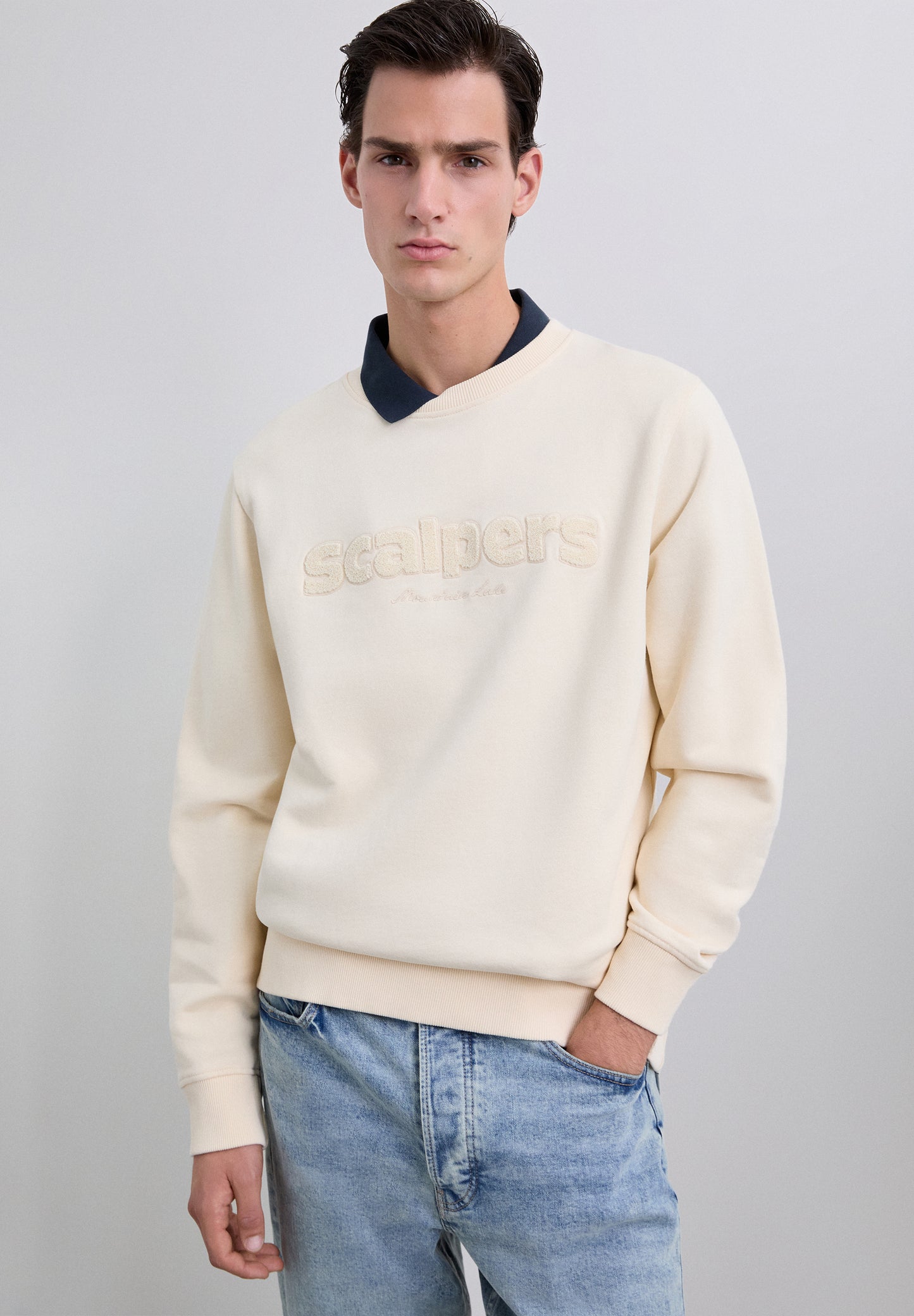 SUDADERA LOGO RELIEVE