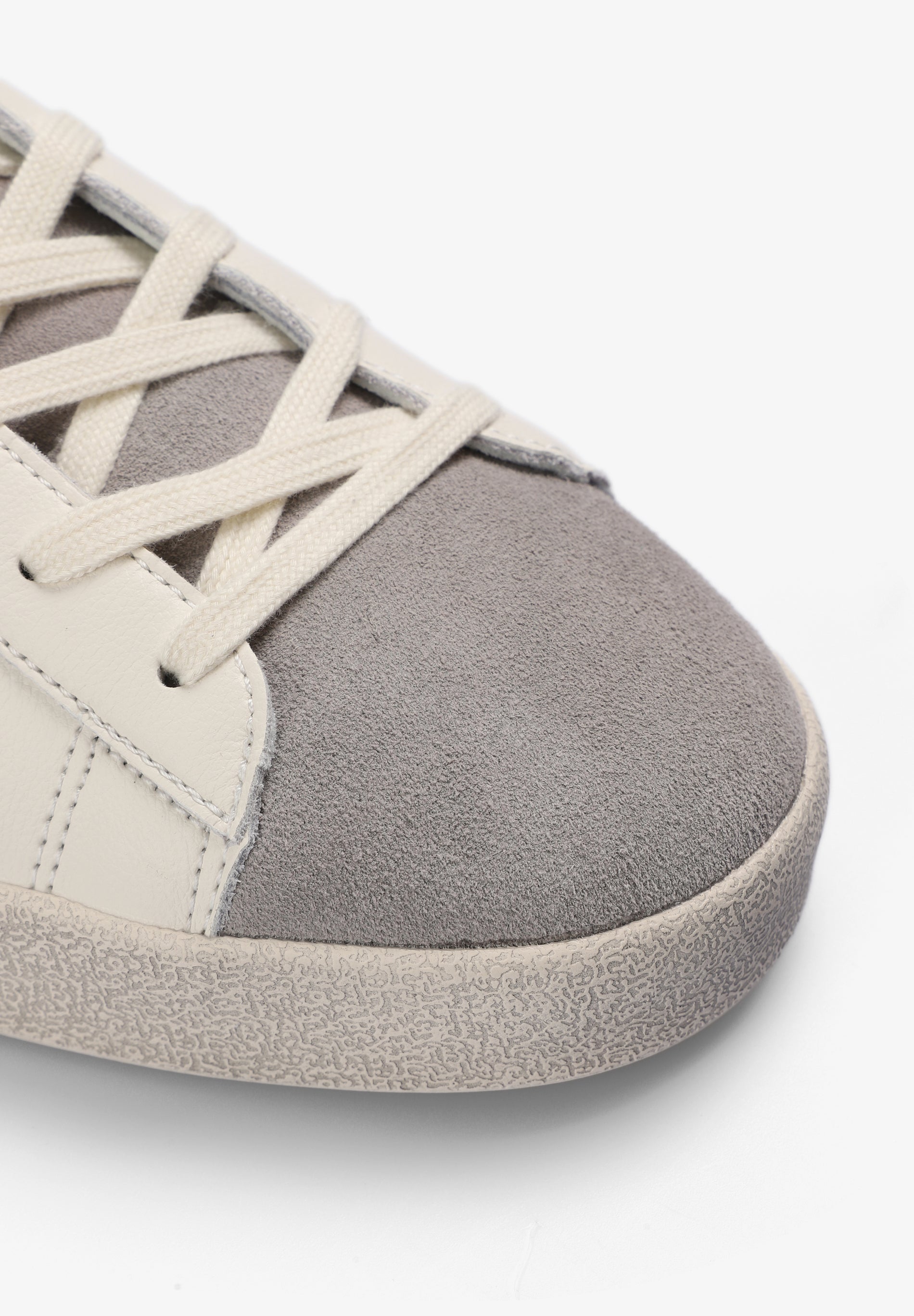 SNEAKERS CALAVERA PIEL - Scalpers