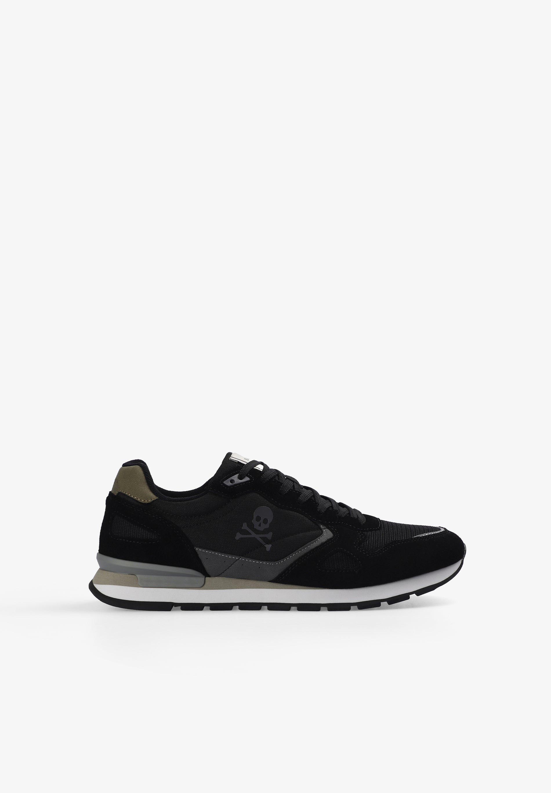 SCNUBRYAN SNEAKERS