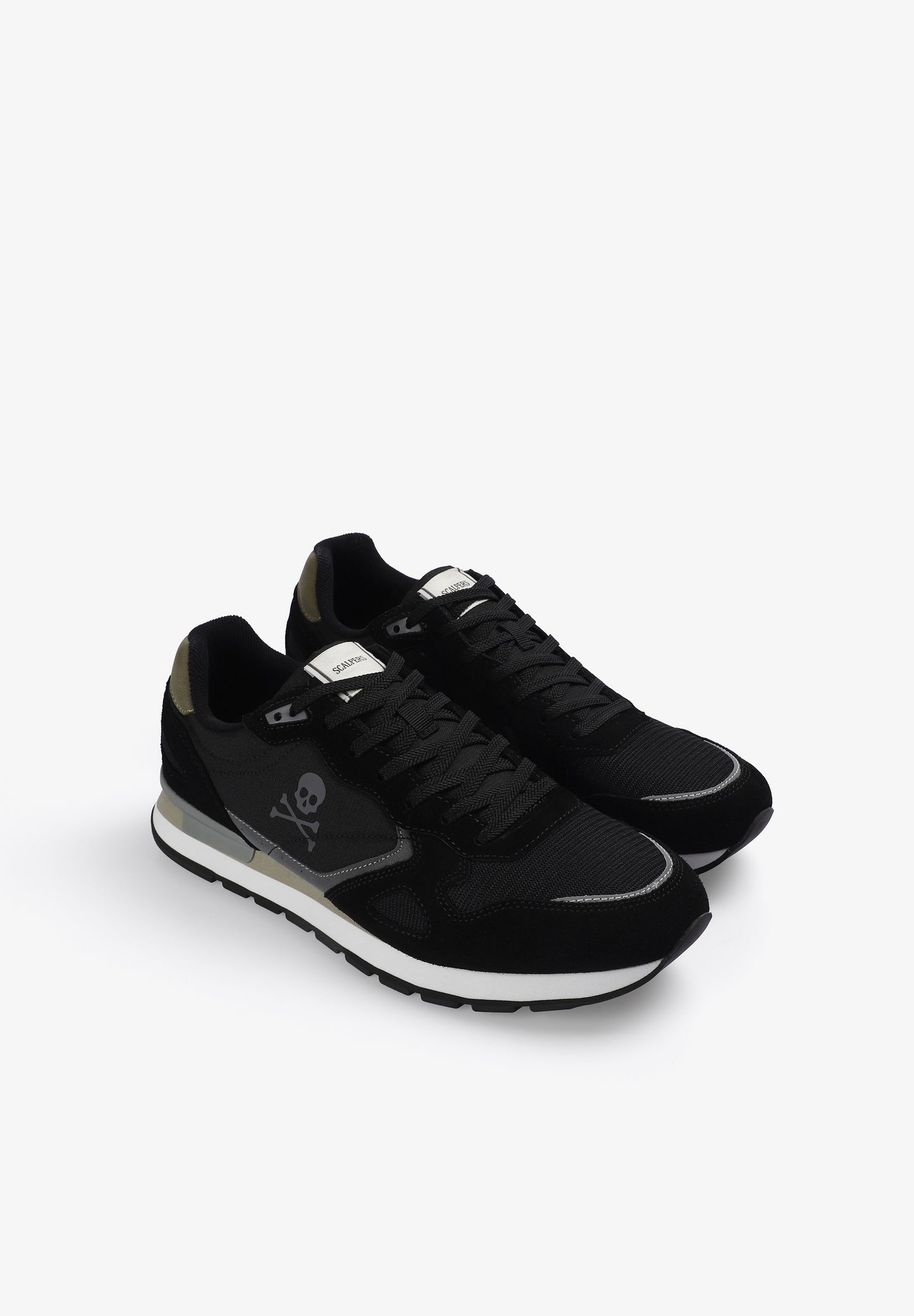 SCNUBRYAN SNEAKERS