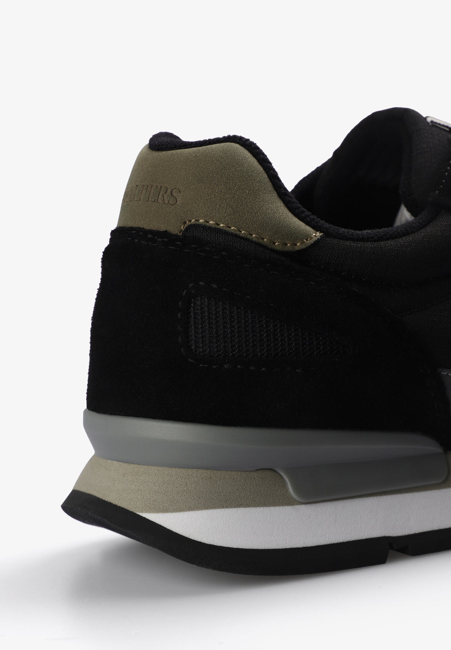 SCNUBRYAN SNEAKERS