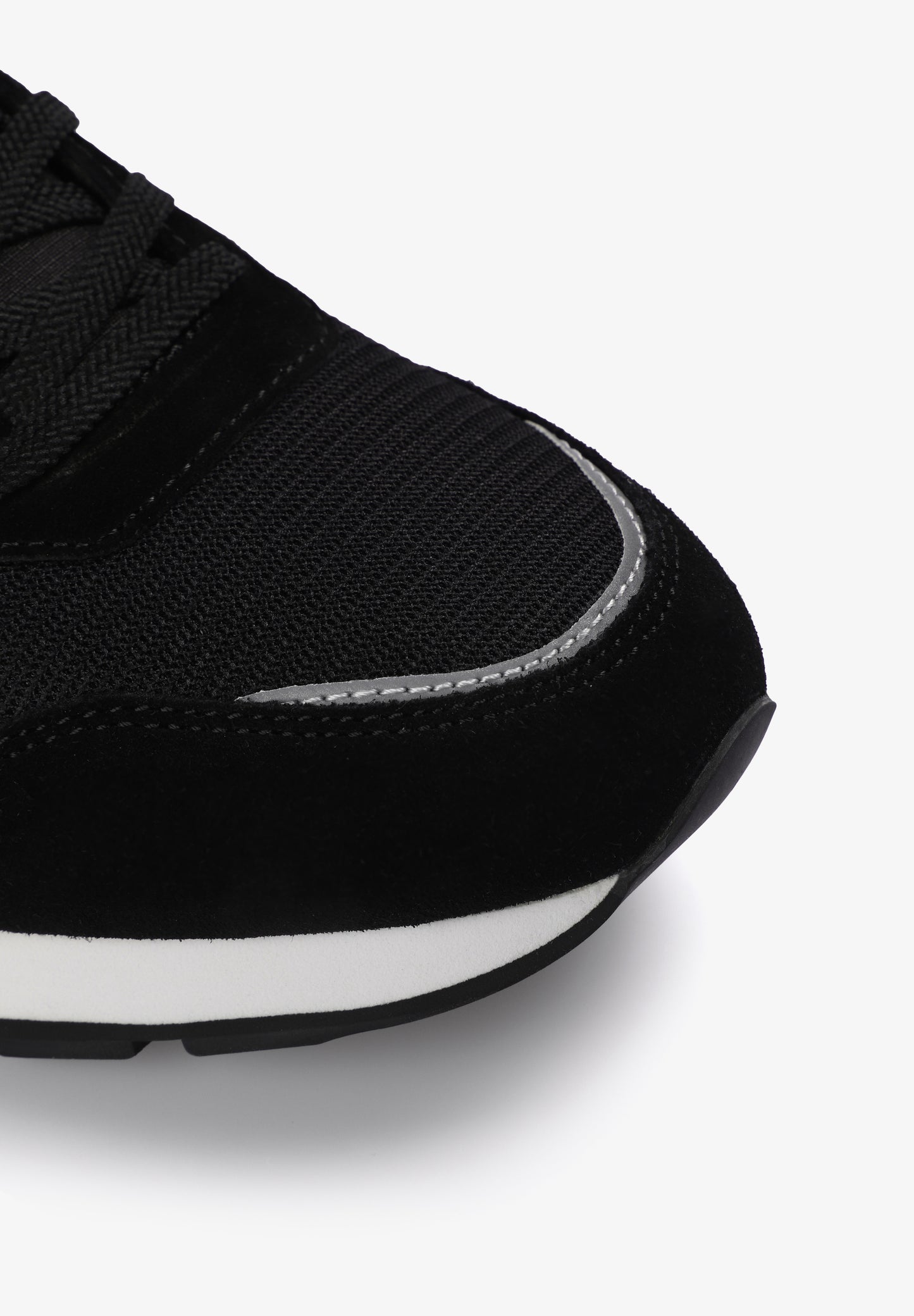 SCNUBRYAN SNEAKERS