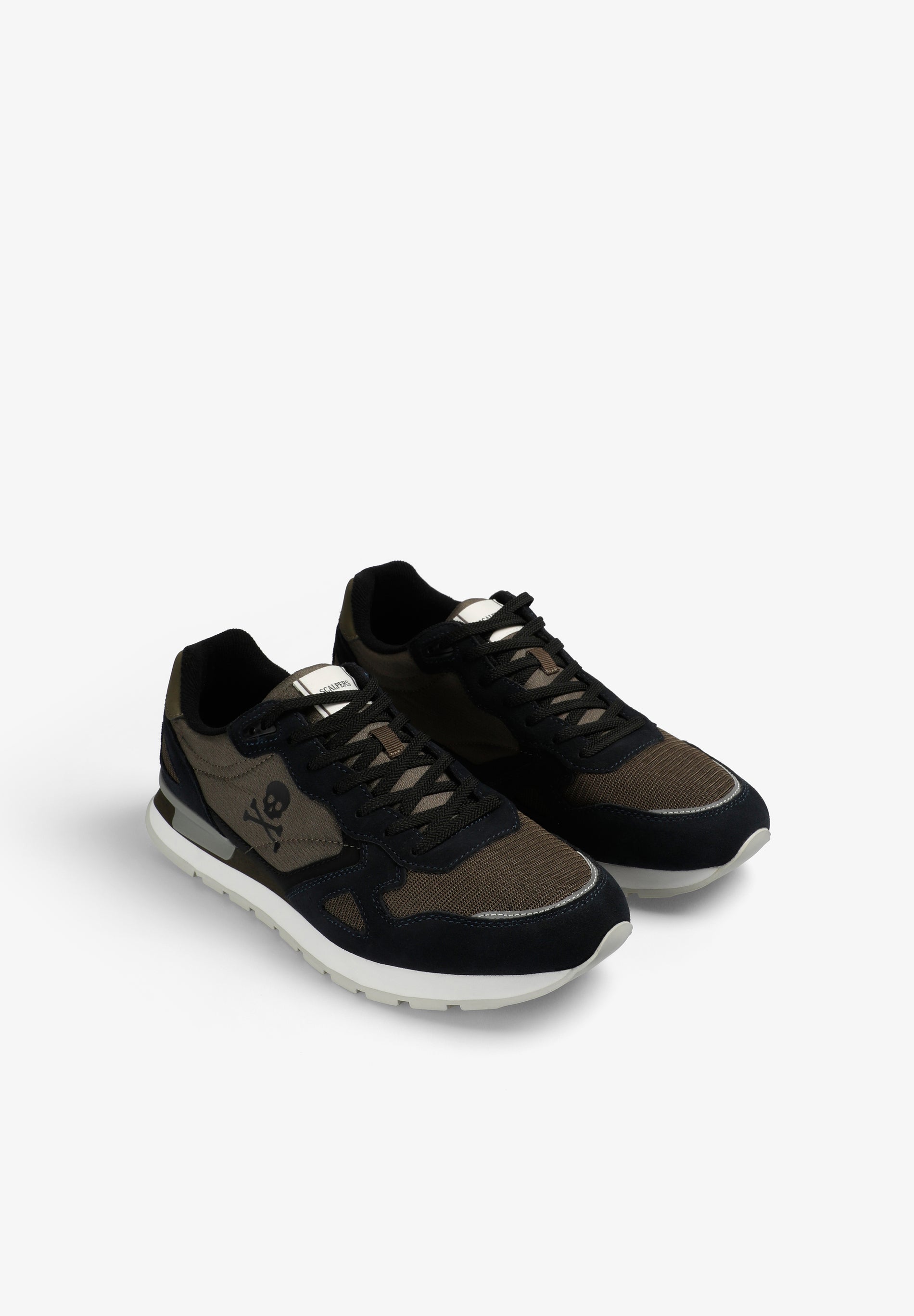 SNEAKERS PIEL CALAVERA - Scalpers