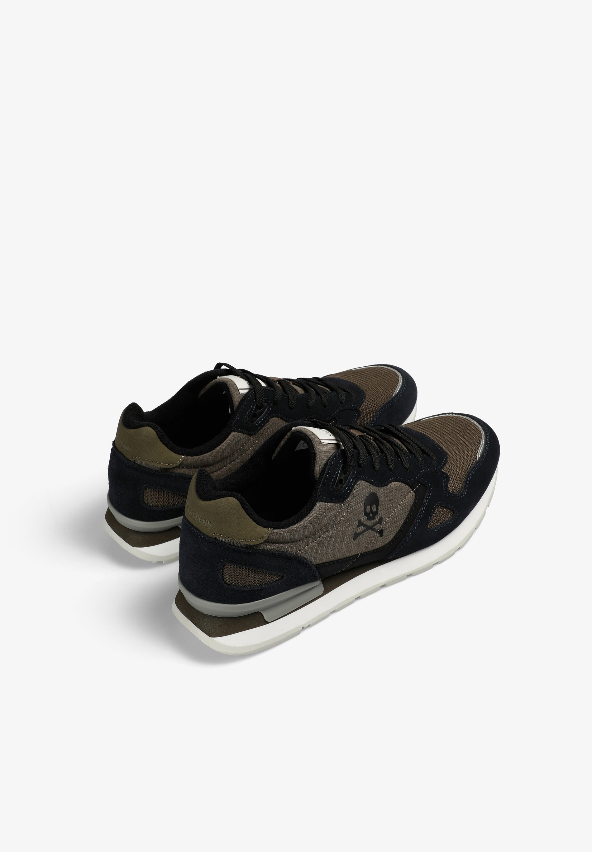 SNEAKERS PIEL CALAVERA - Scalpers