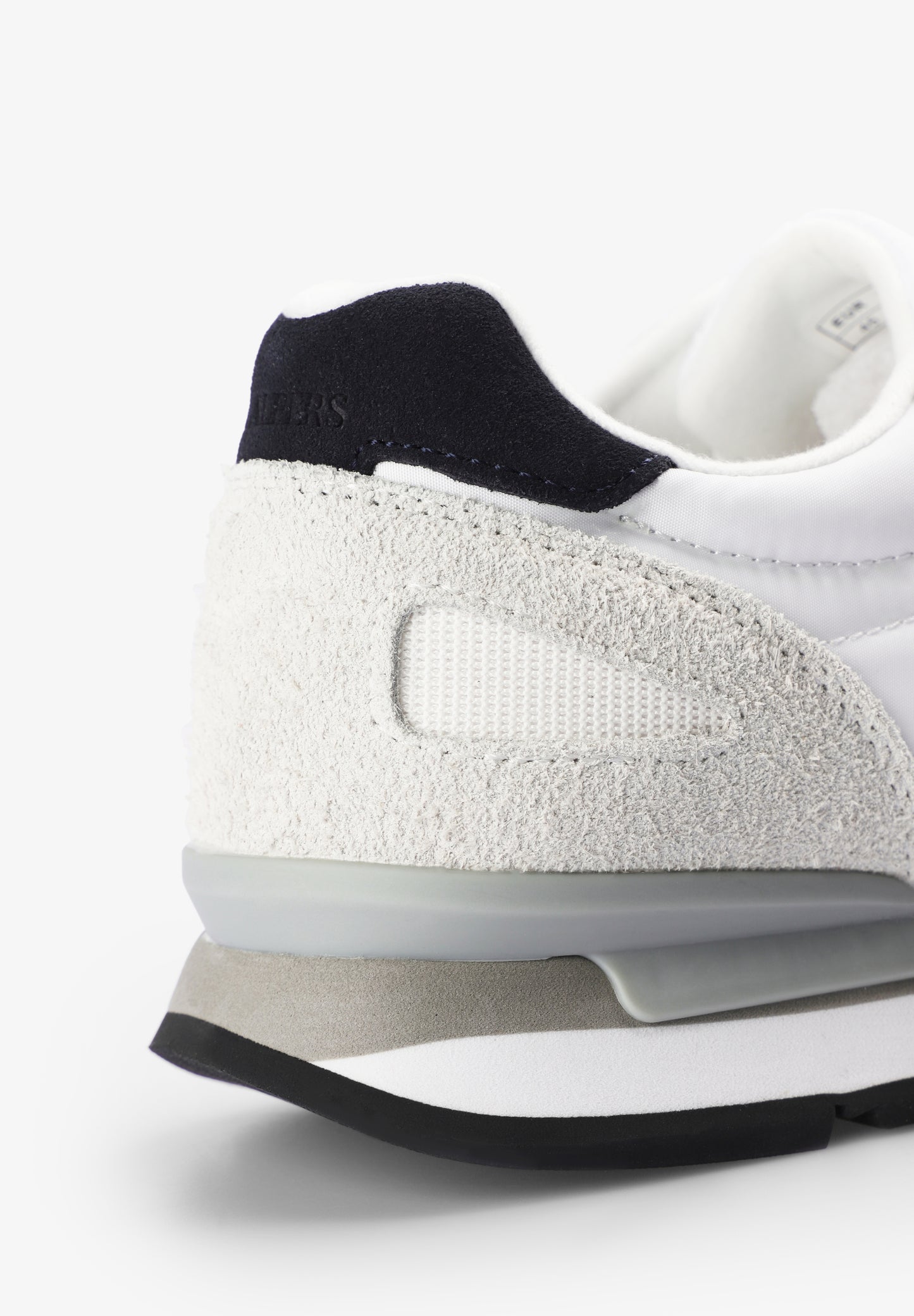 SNEAKERS PIEL CALAVERA