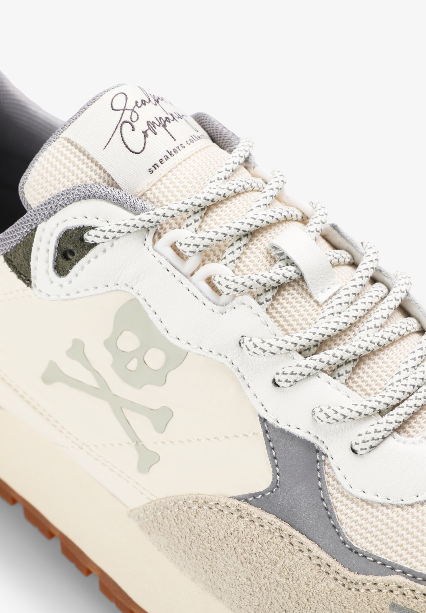 SCRIO 26 SNEAKERS