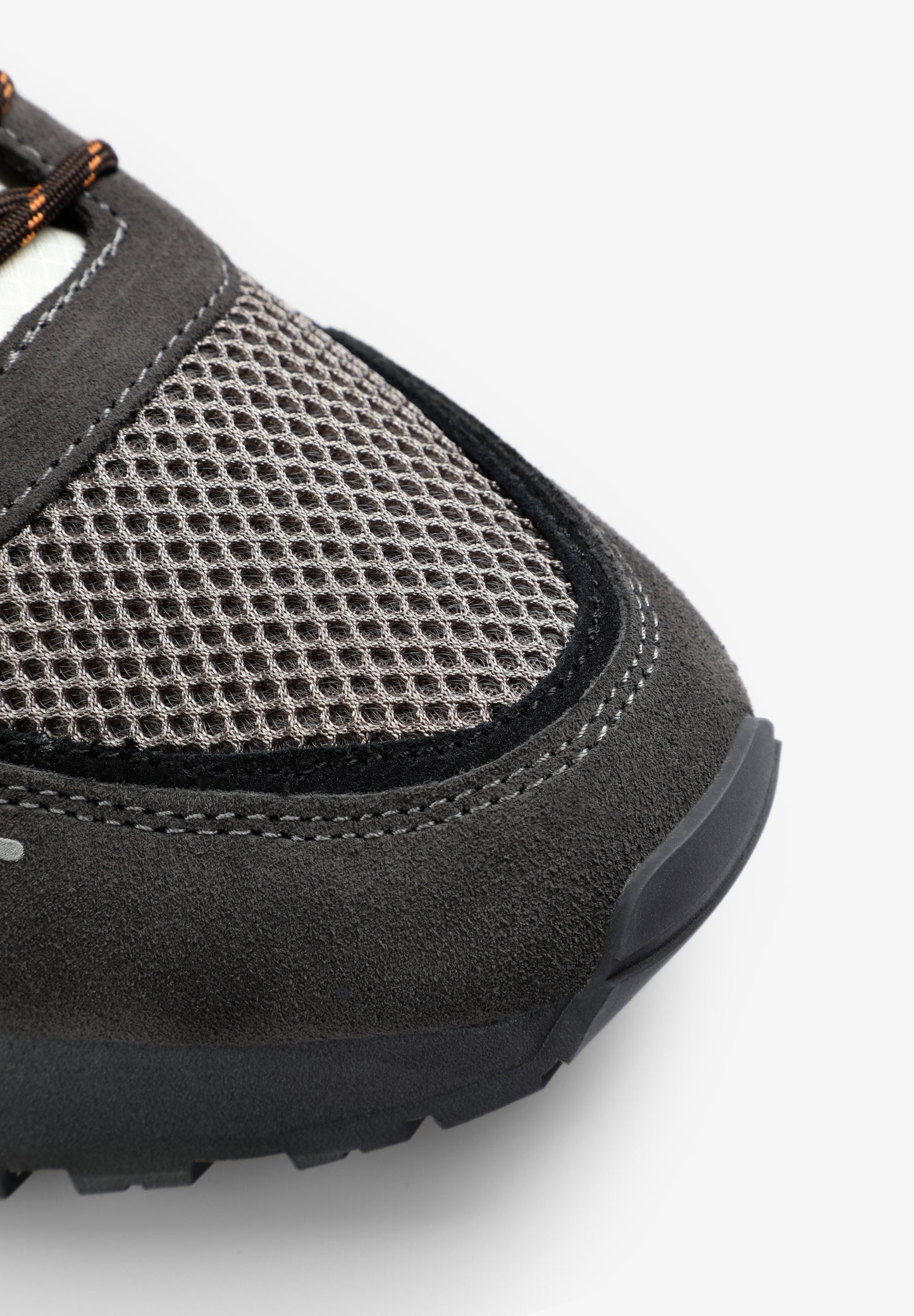 SCRIO 26 SNEAKERS