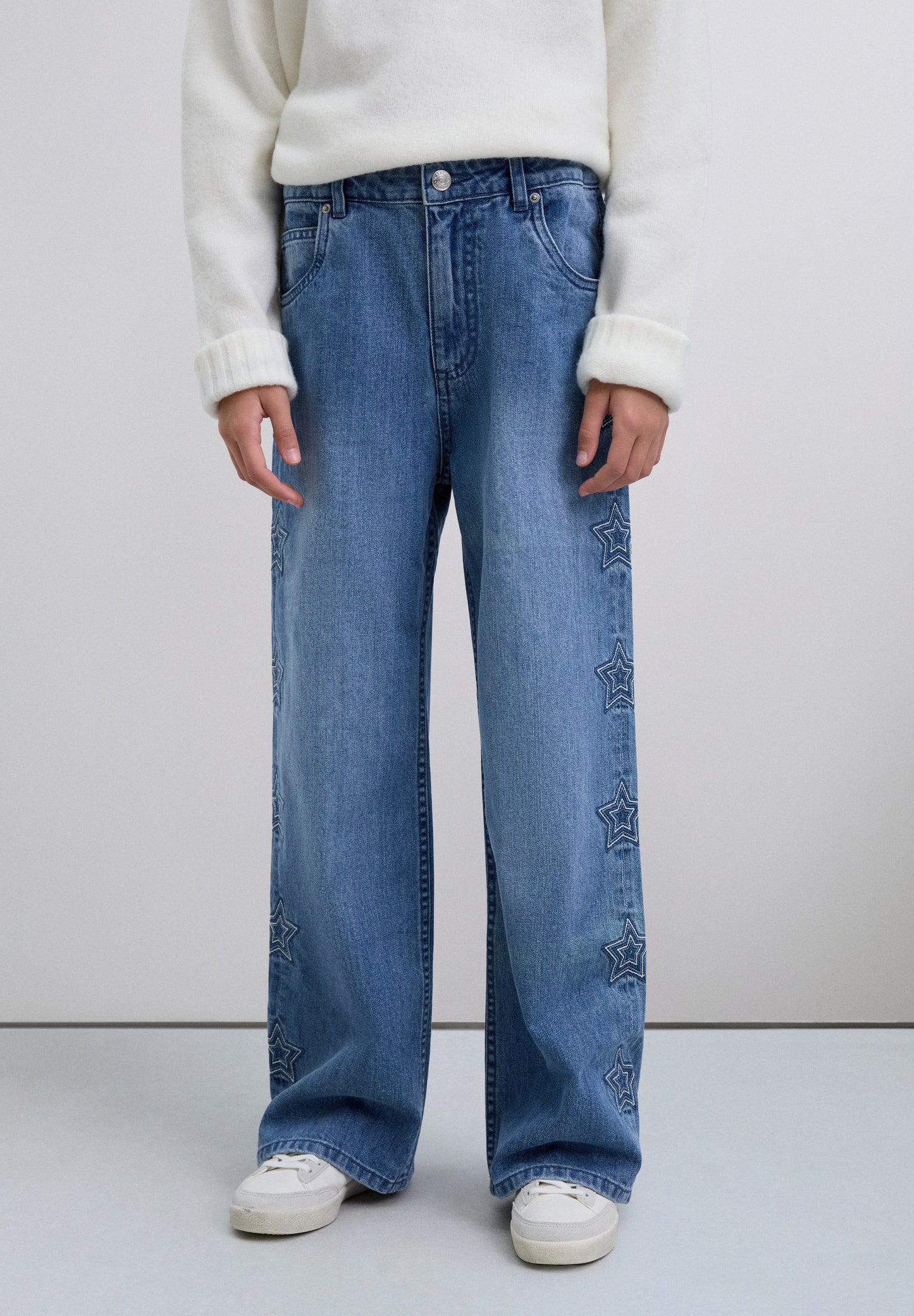 PANTALÓN WIDE LEG ESTRELLAS BORDADAS