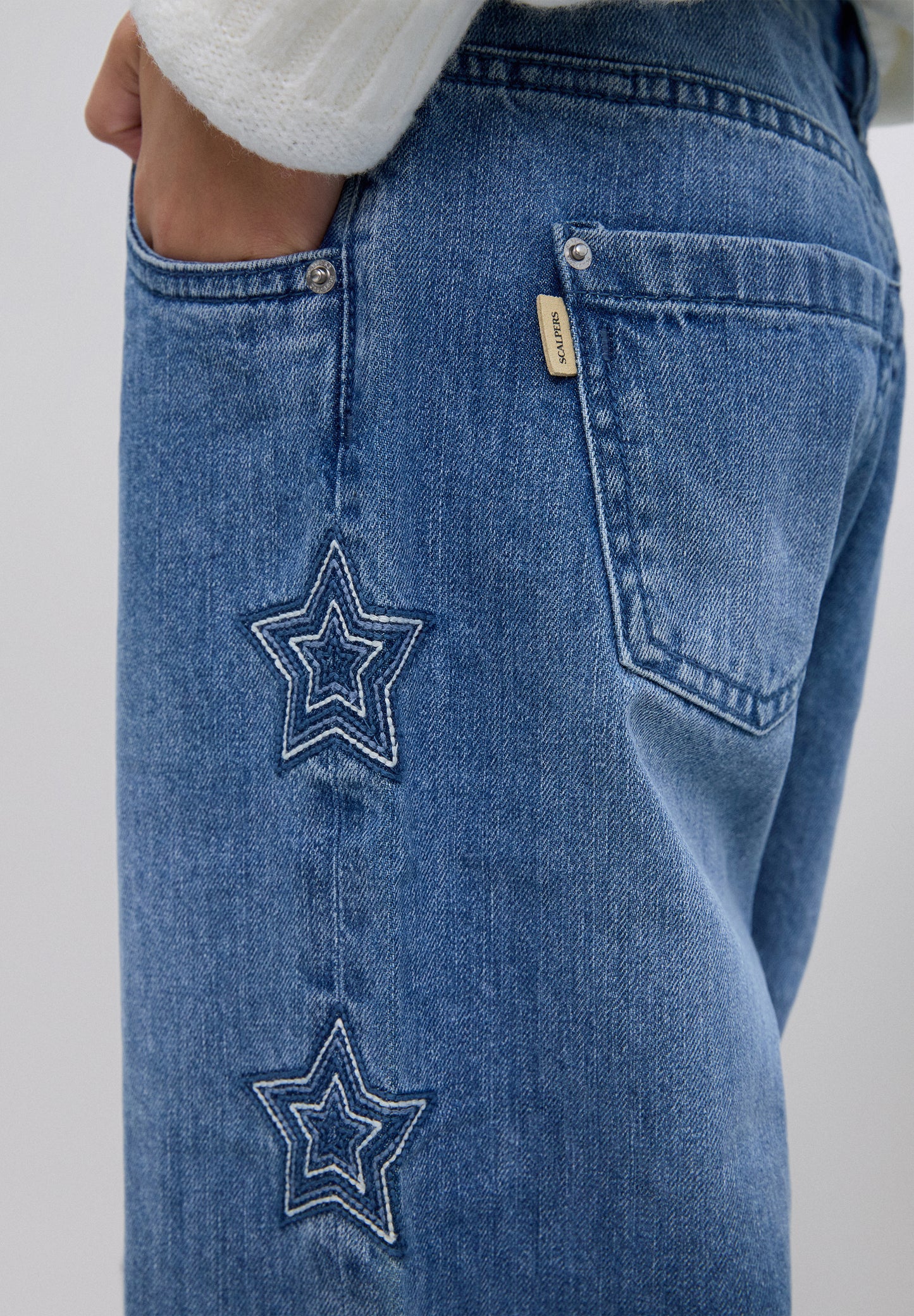 PANTALÓN WIDE LEG ESTRELLAS BORDADAS