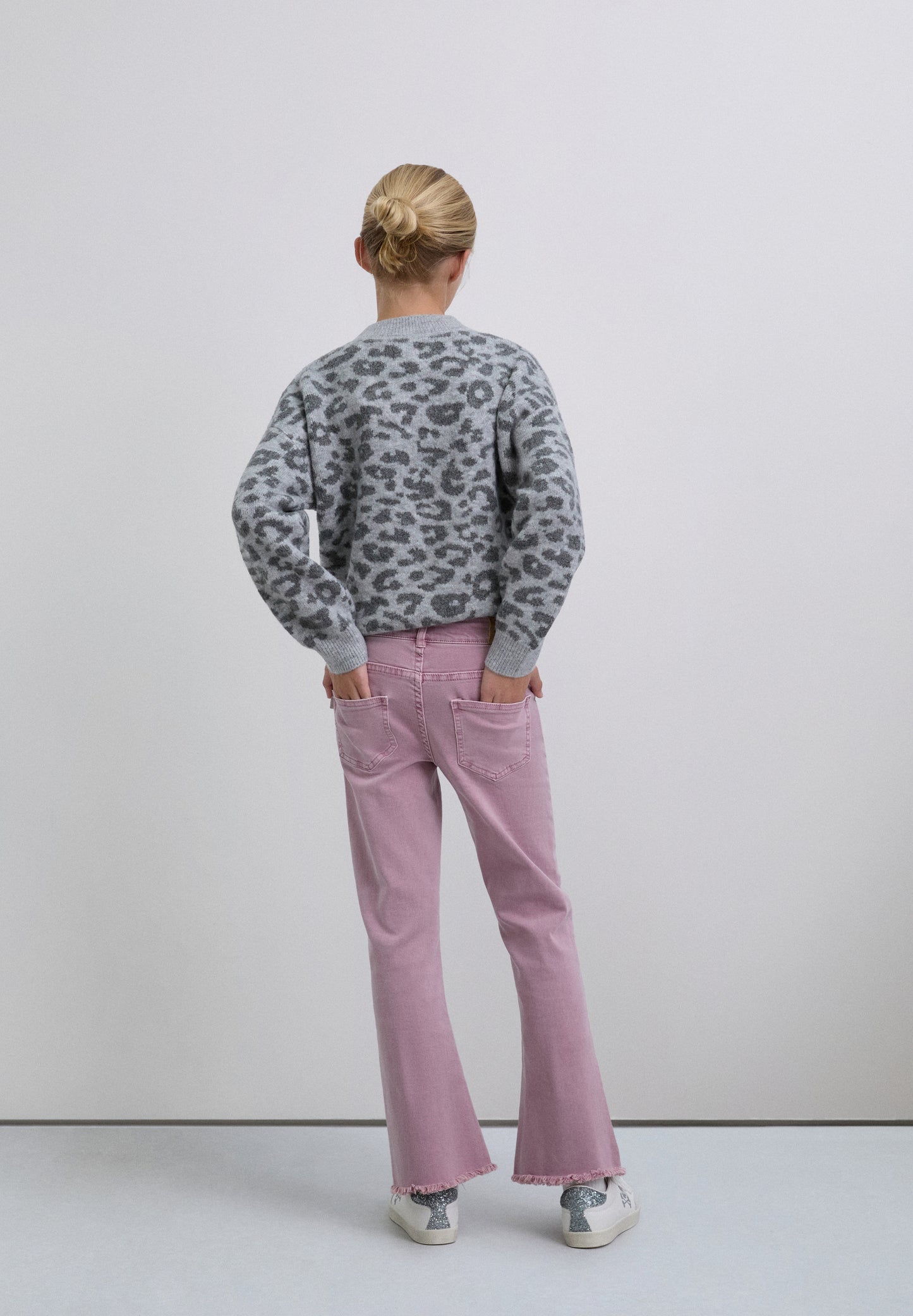 PANTALÓN FLARE FLECOS