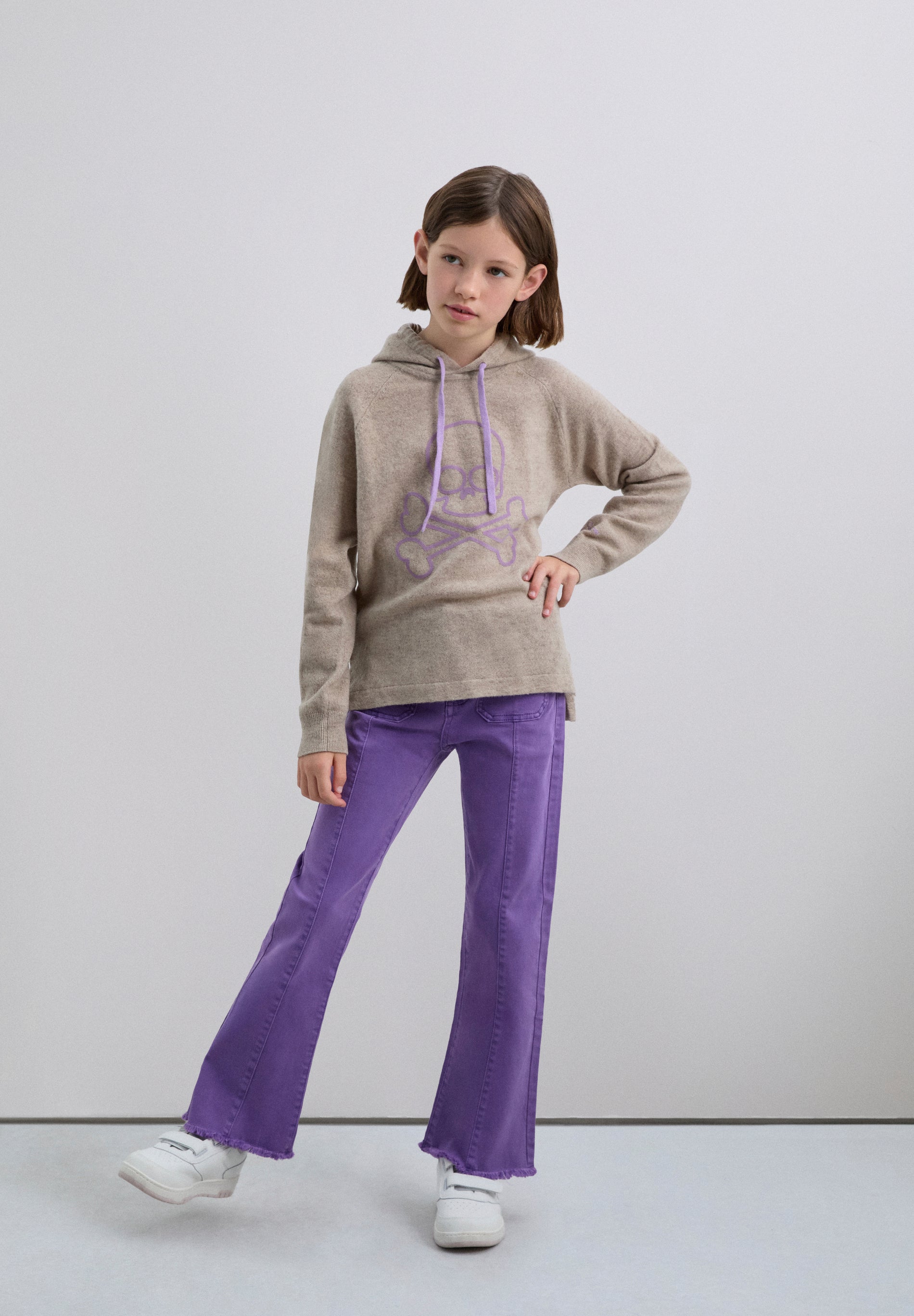 PANTALÓN FLARE FLECOS