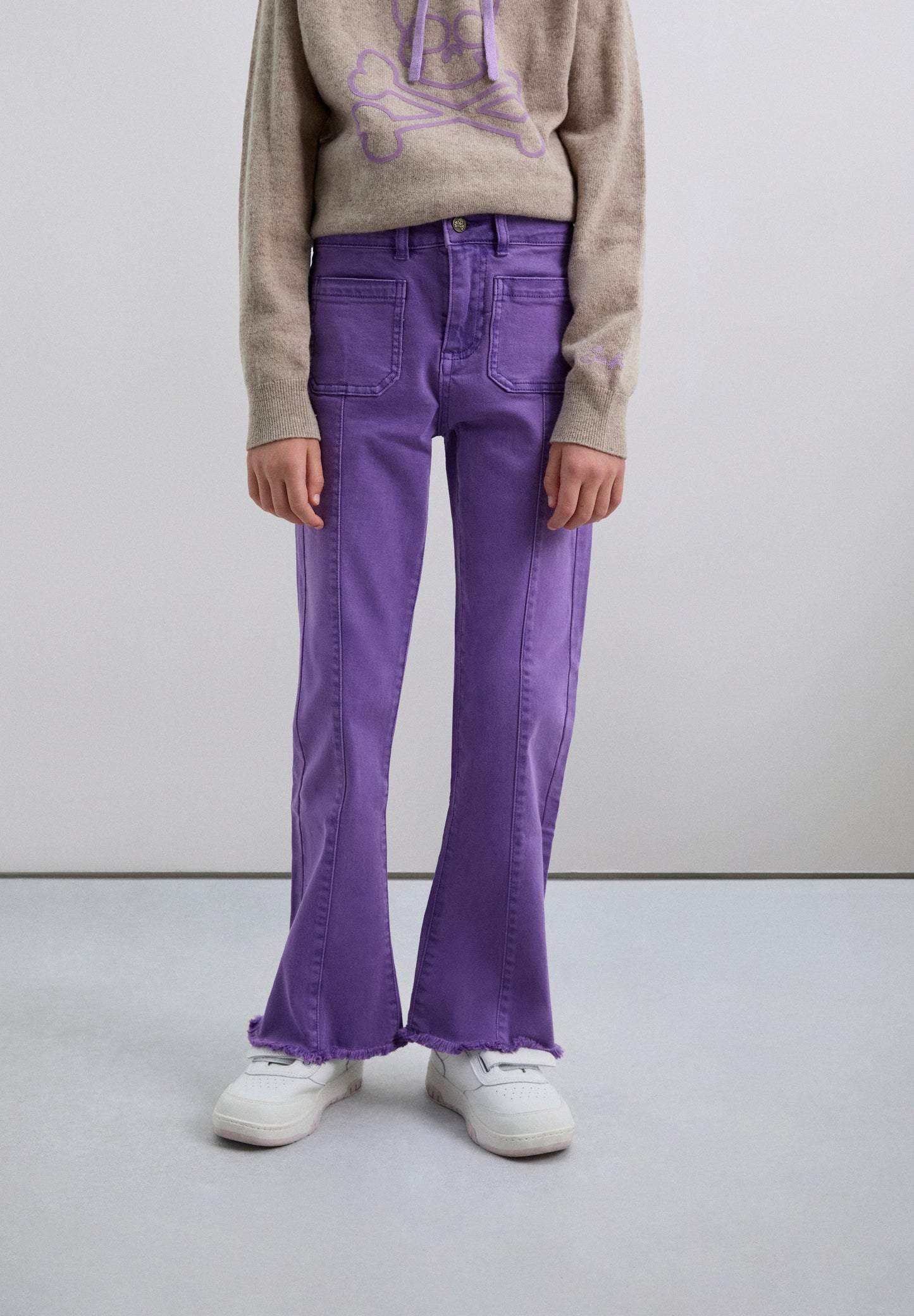 PANTALÓN FLARE FLECOS