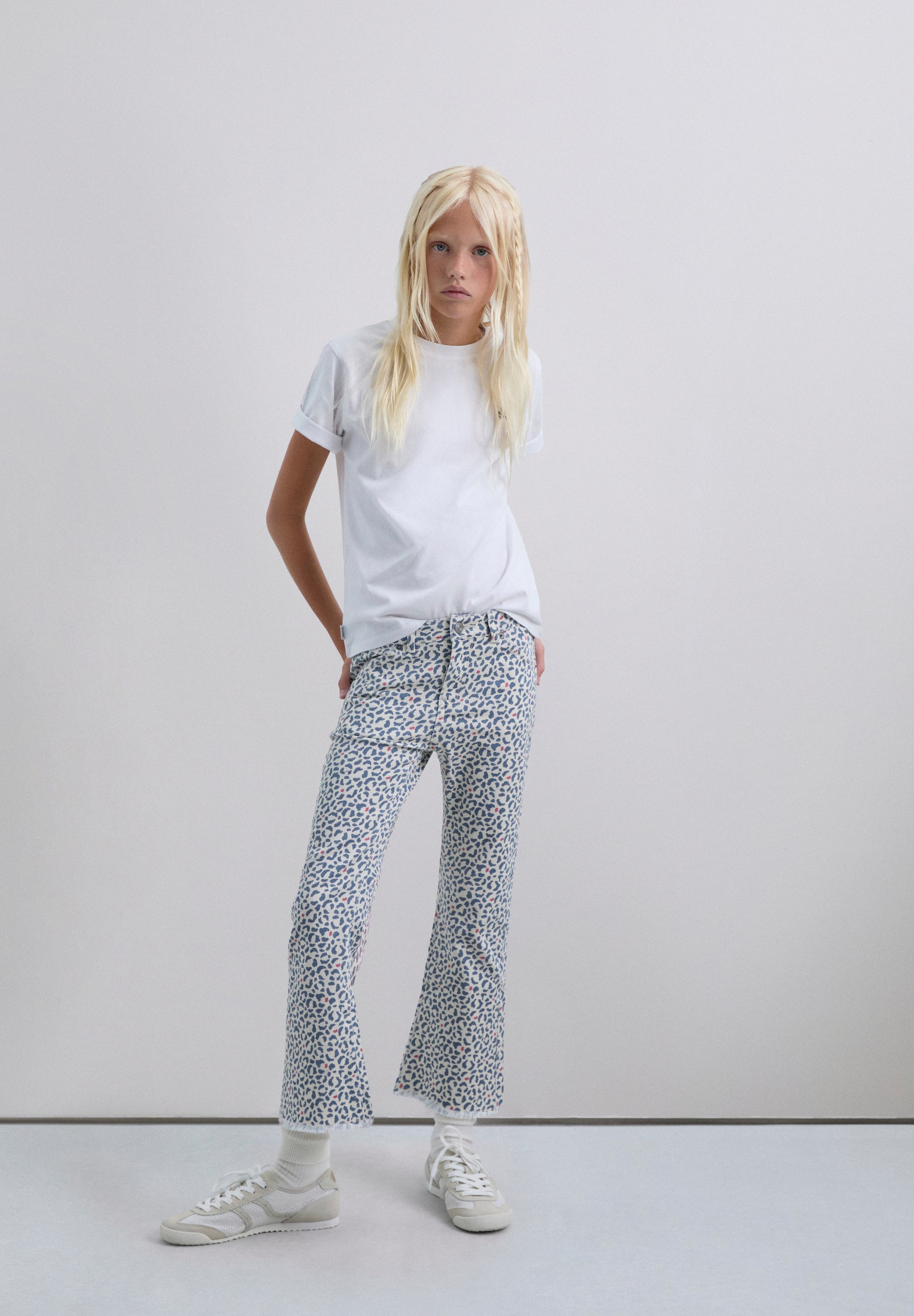 PANTALÓN FLARE ESTAMPADO