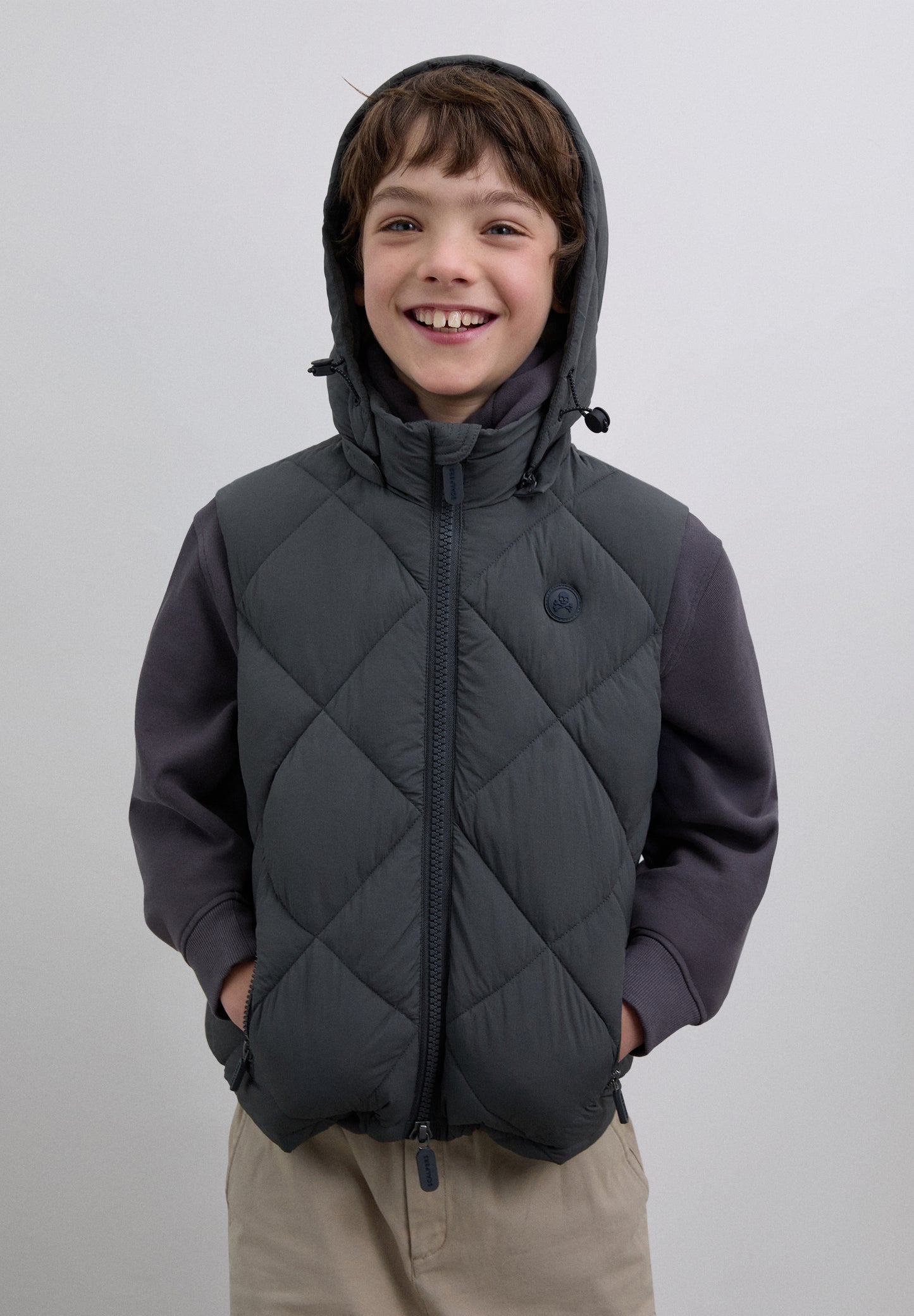 CHALECO ACOLCHADO CAPUCHA CALAVERA