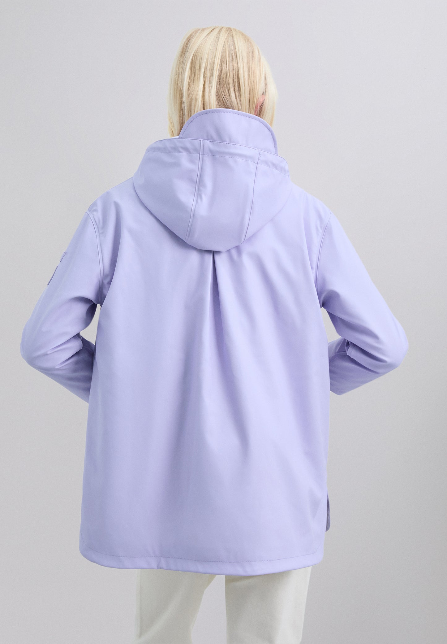 CHAQUETA IMPERMEABLE