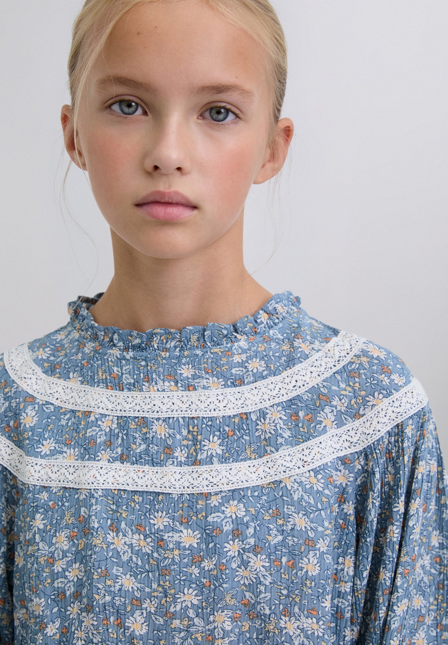 BLUSA ESTAMPADA CONTRASTE