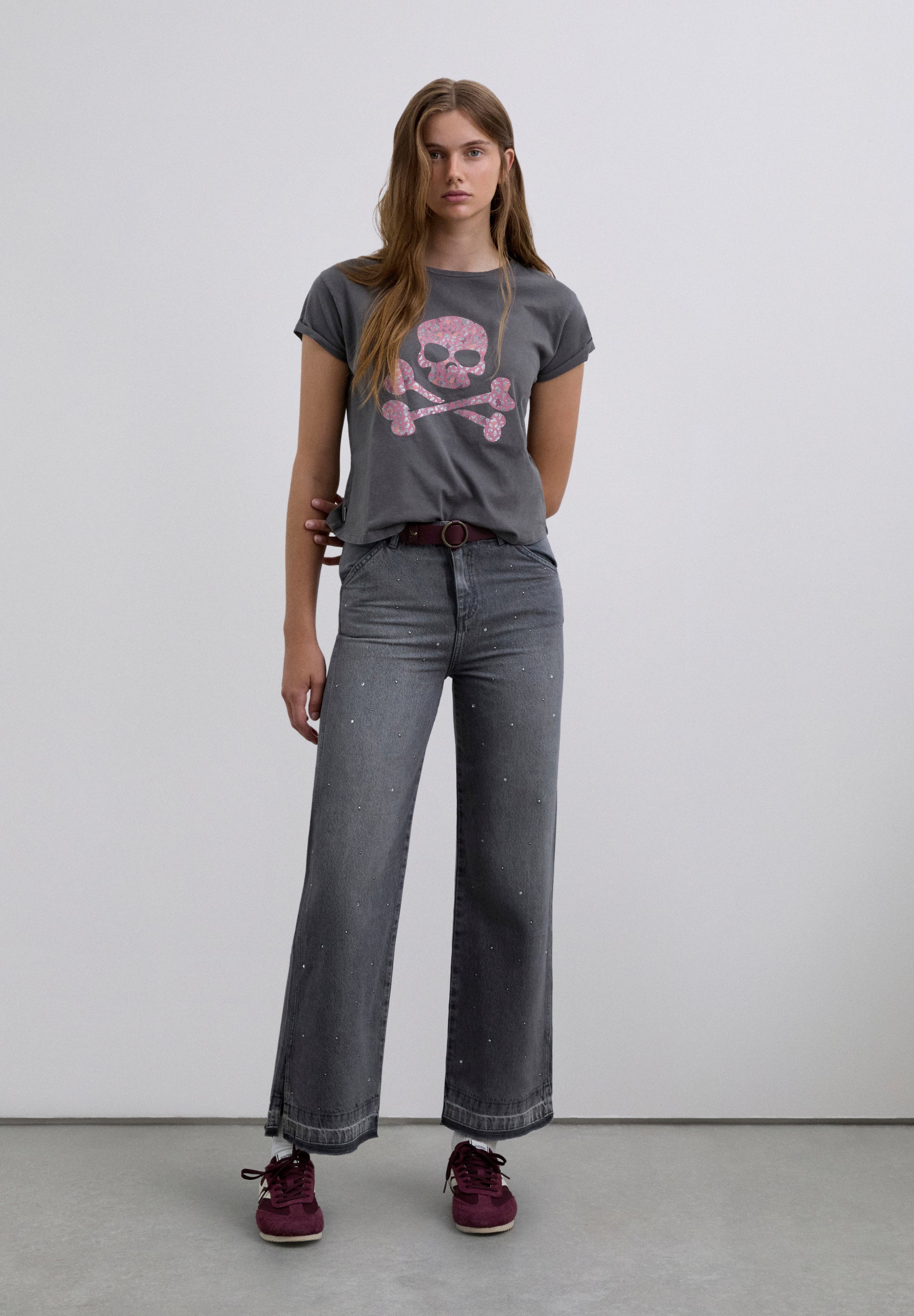 PANTALÓN CULOTTE TACHUELAS