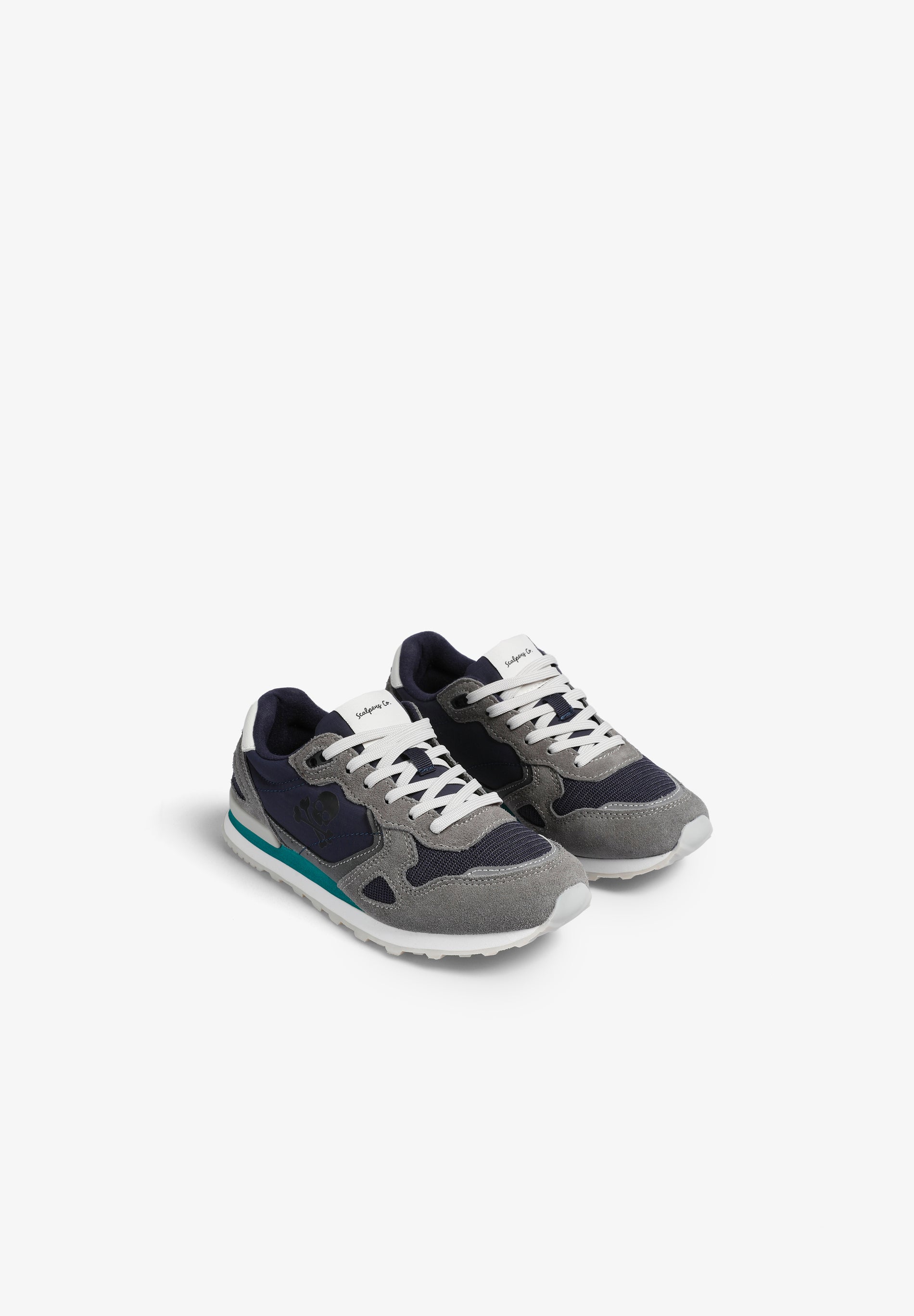 SNEAKERS PIEL CALAVERA LATERAL - Scalpers
